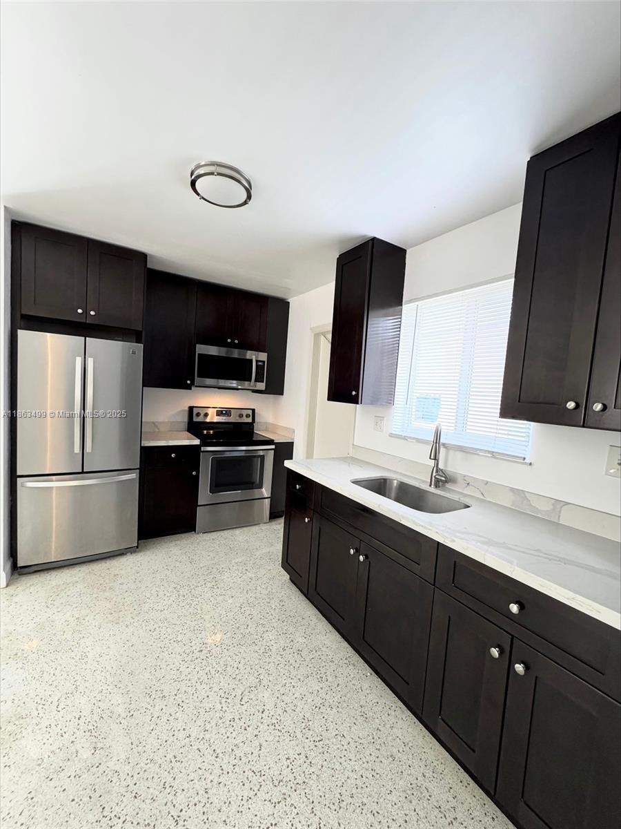 Property photo # 4