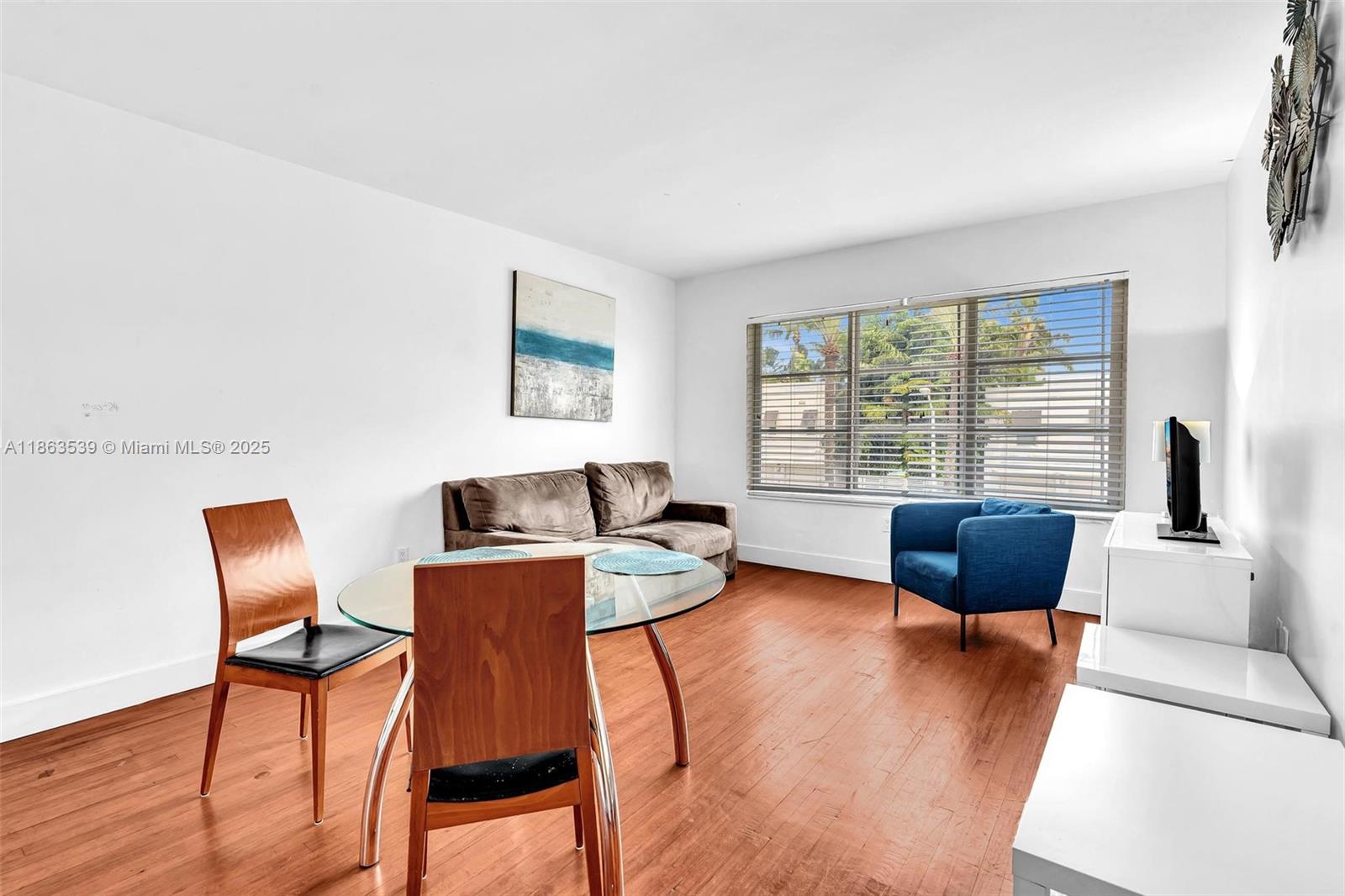 Property photo # 6