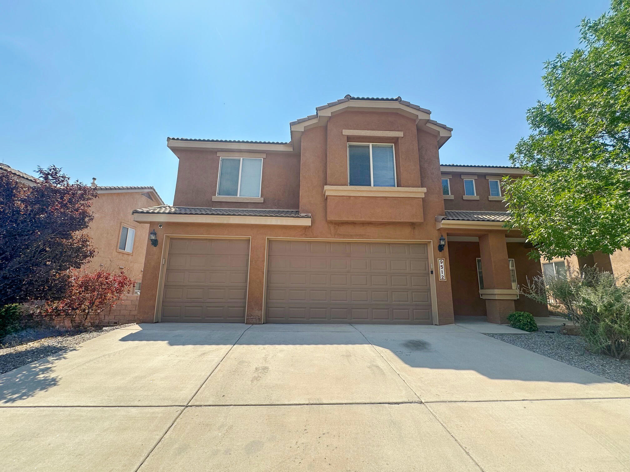 This two-story home in the Stormcloud neighborhood welcomes you home with new carpet and fresh paint. Inside you'll find an open and functional layout with a spacious living area that flows into the dining area and kitchen. Tons of counter, cabinet and pantry space in the light & bright chef's kitchen makes it the perfect place for entertaining. Four generously sized bedrooms (one downstairs) plus a HUGE loft upstairs offers flexible living space. The primary bedroom features two walk-in closets and a full bath with a relaxing tub and separate shower. Large 3 car garage with room for storage and a low maintenance yard ready for you to make it your own.