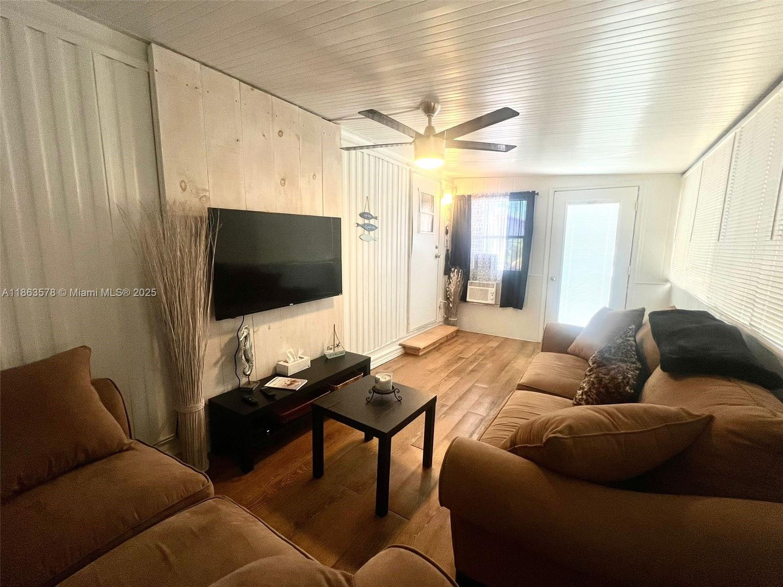 Property photo # 4