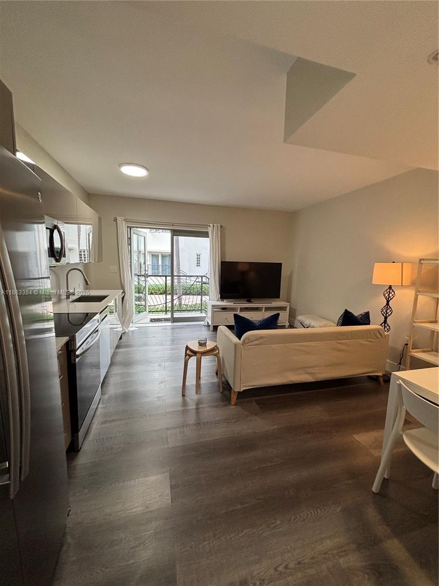 Property photo # 6