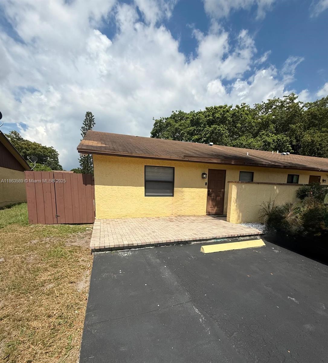 Property photo # 0
