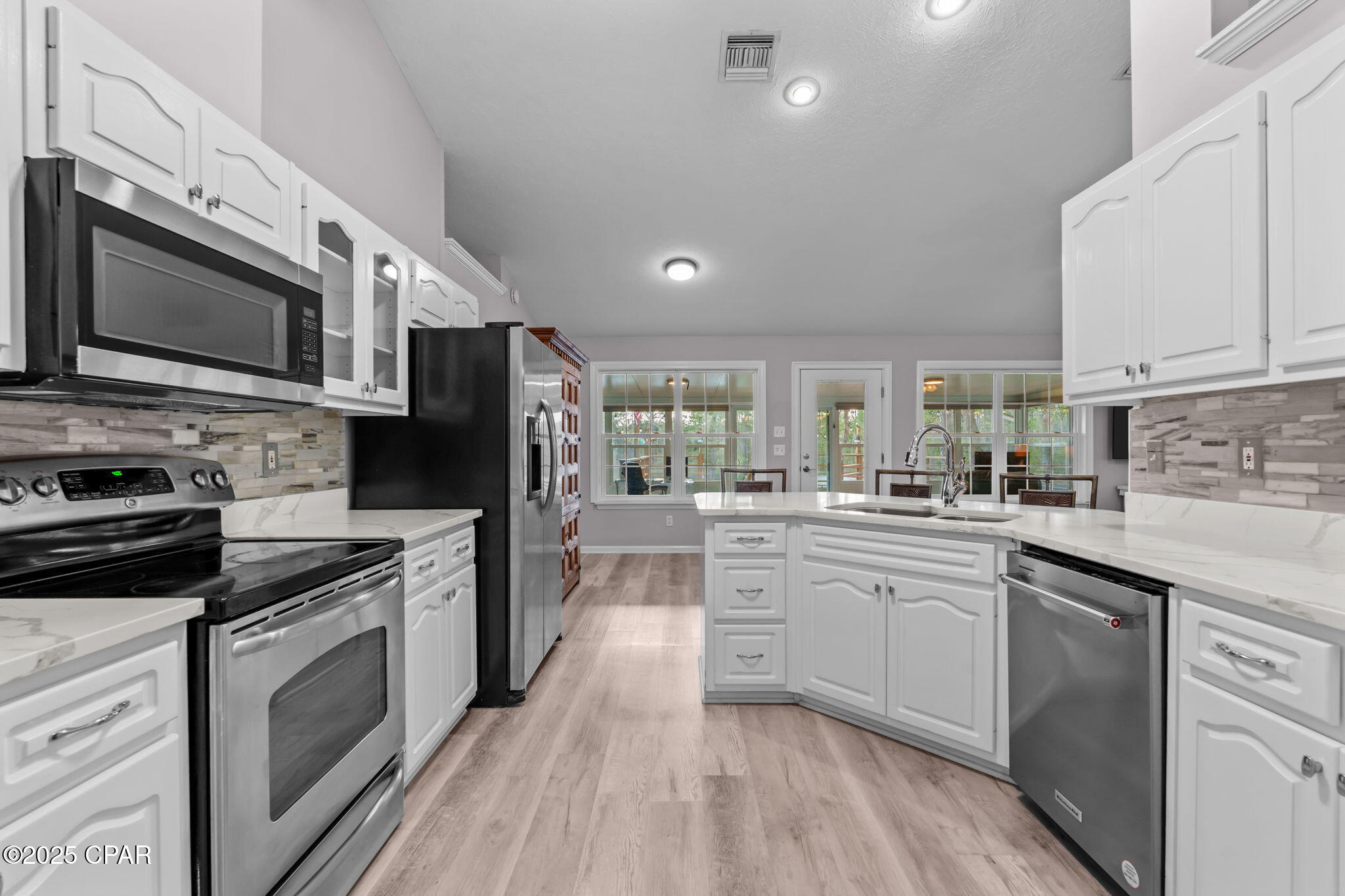 Image 25 For 8827 Crooked Creek Drive