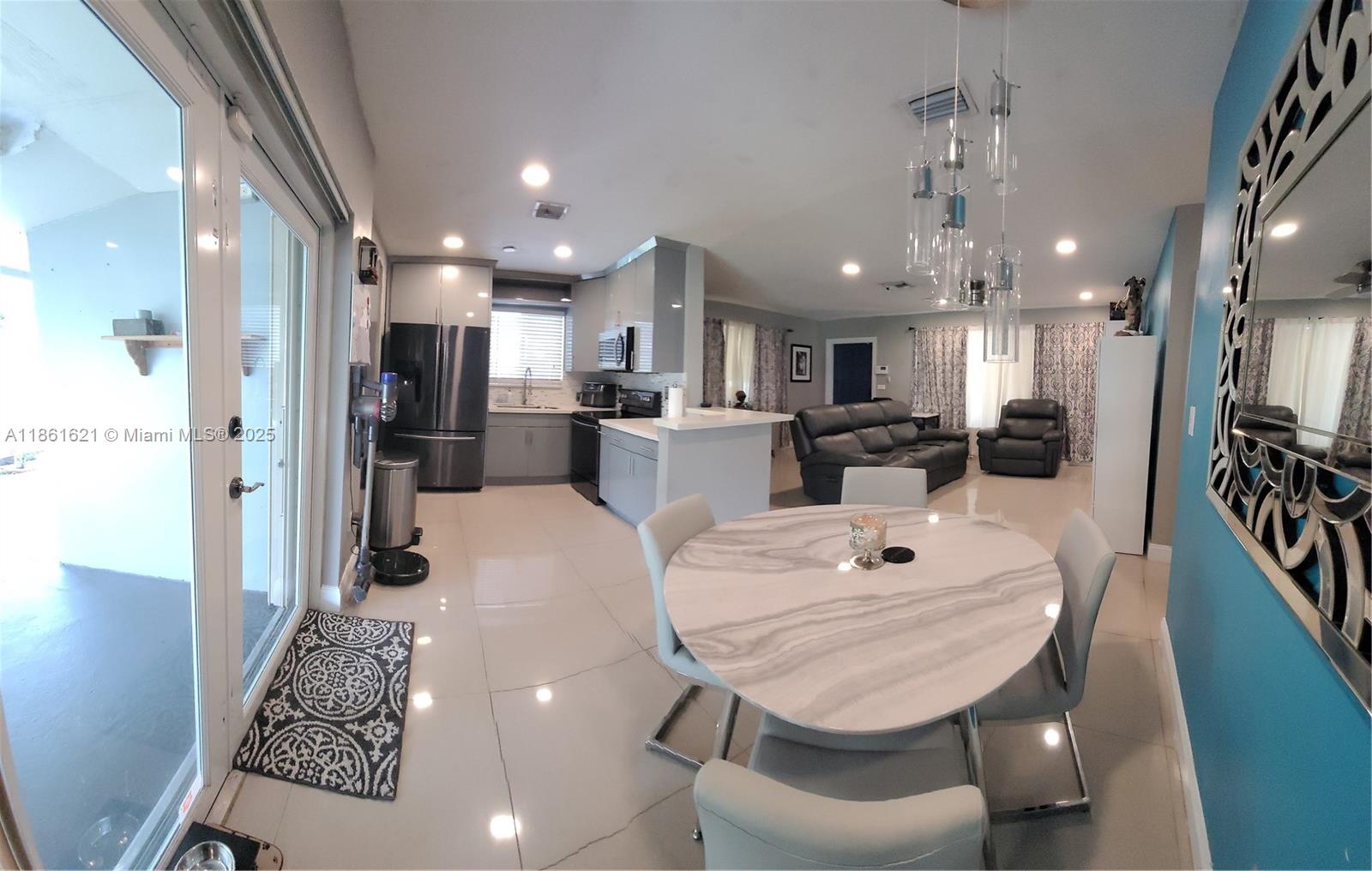 Property photo # 4