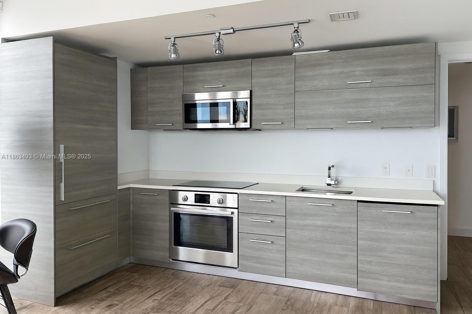 Property photo # 7