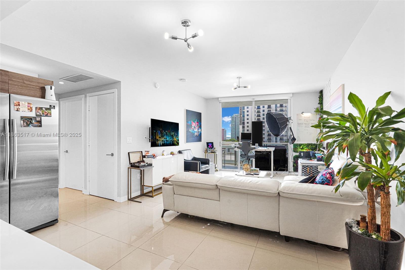 1010 2nd Ave Unit 1010, Miami, Florida 33130