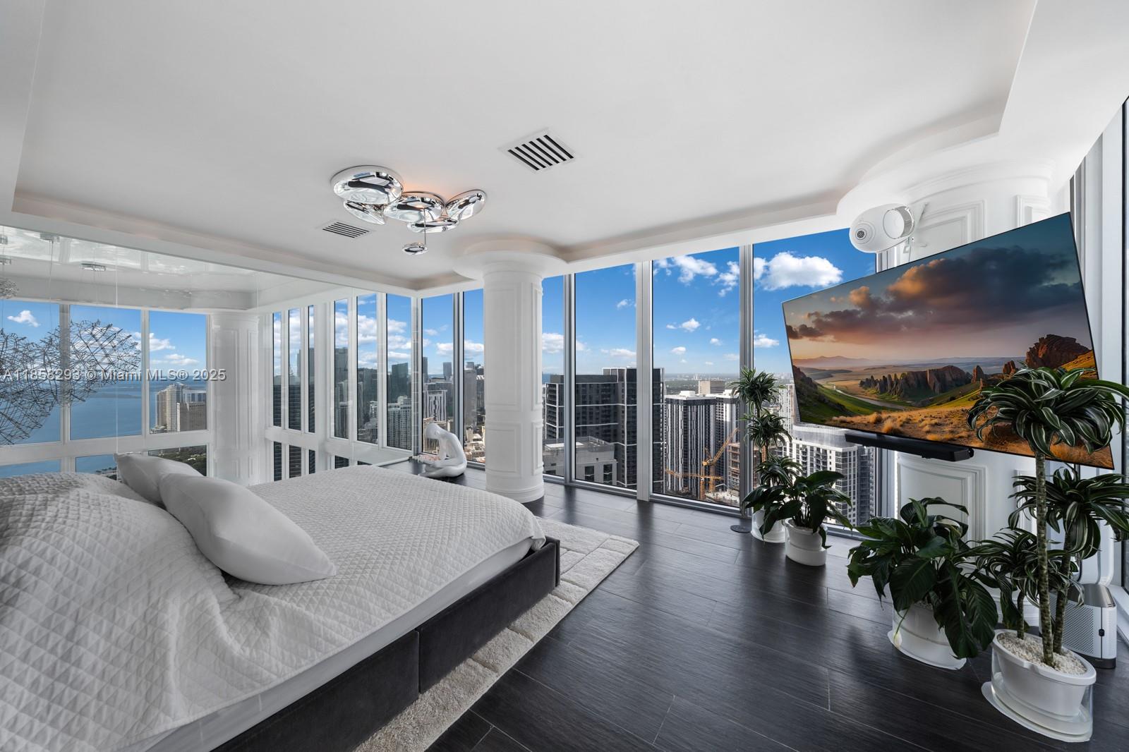 888 Biscayne Blvd #5701, Miami FL 33132