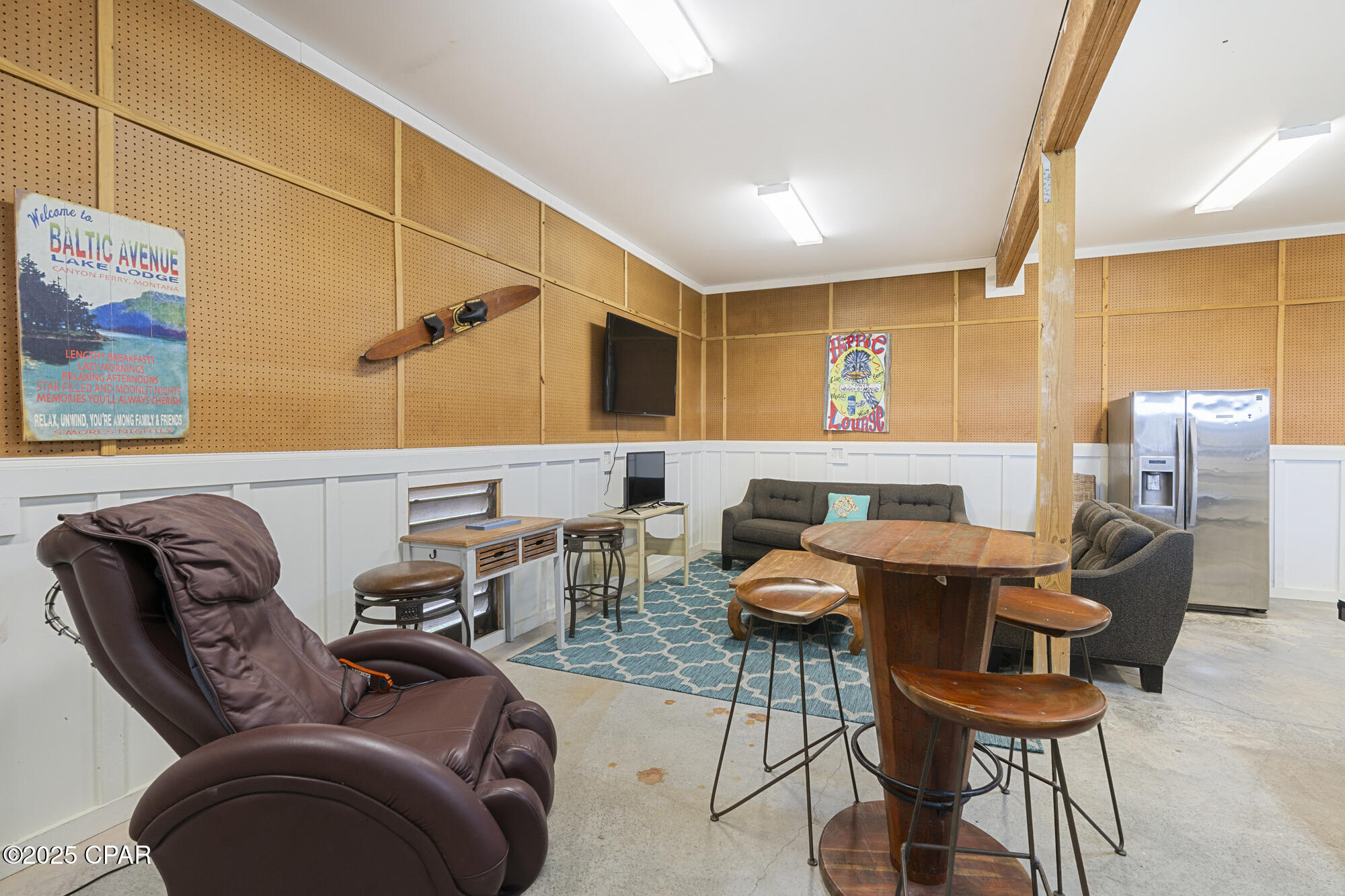 Image 44 For 201 Park Point Circle