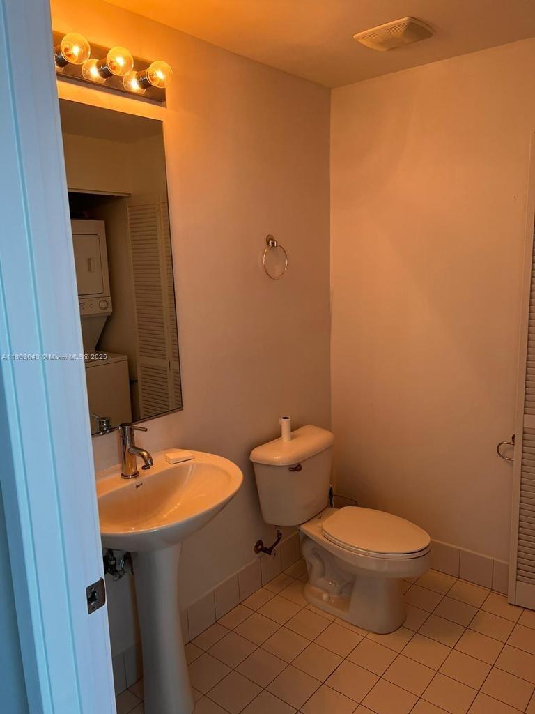 888 Biscayne Blvd #2602, Miami FL 33132