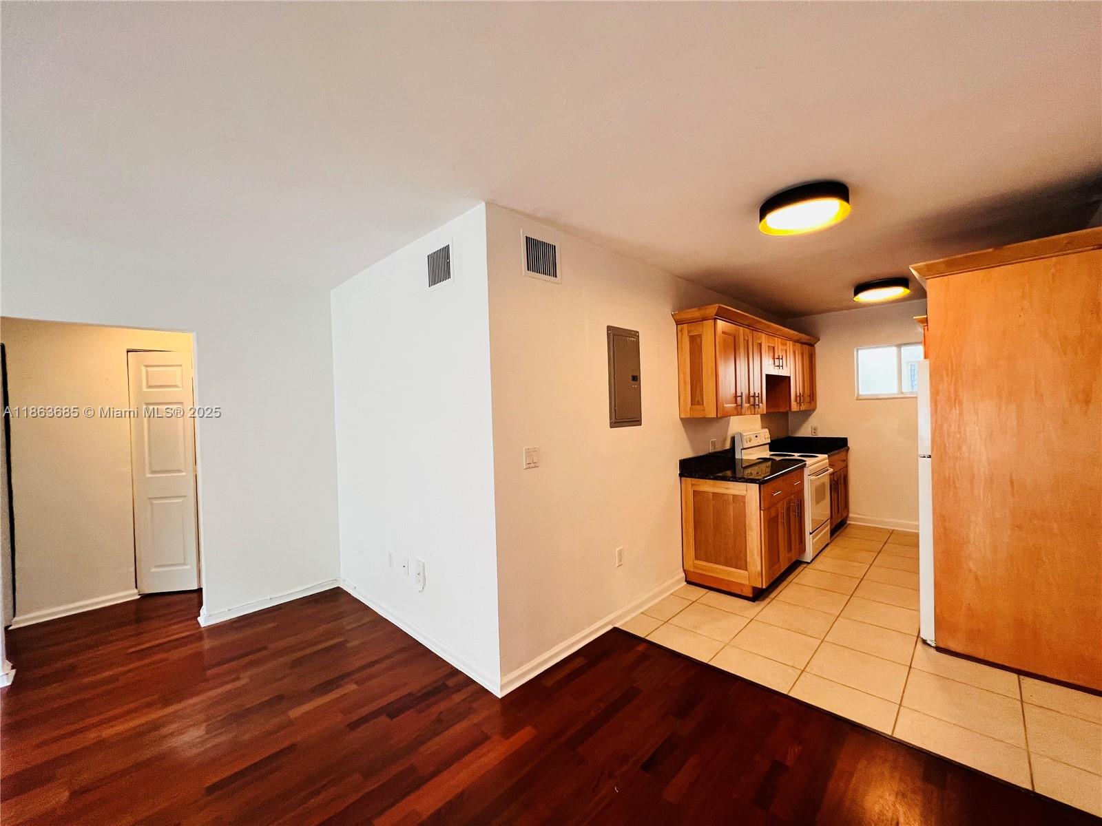 Property photo # 7