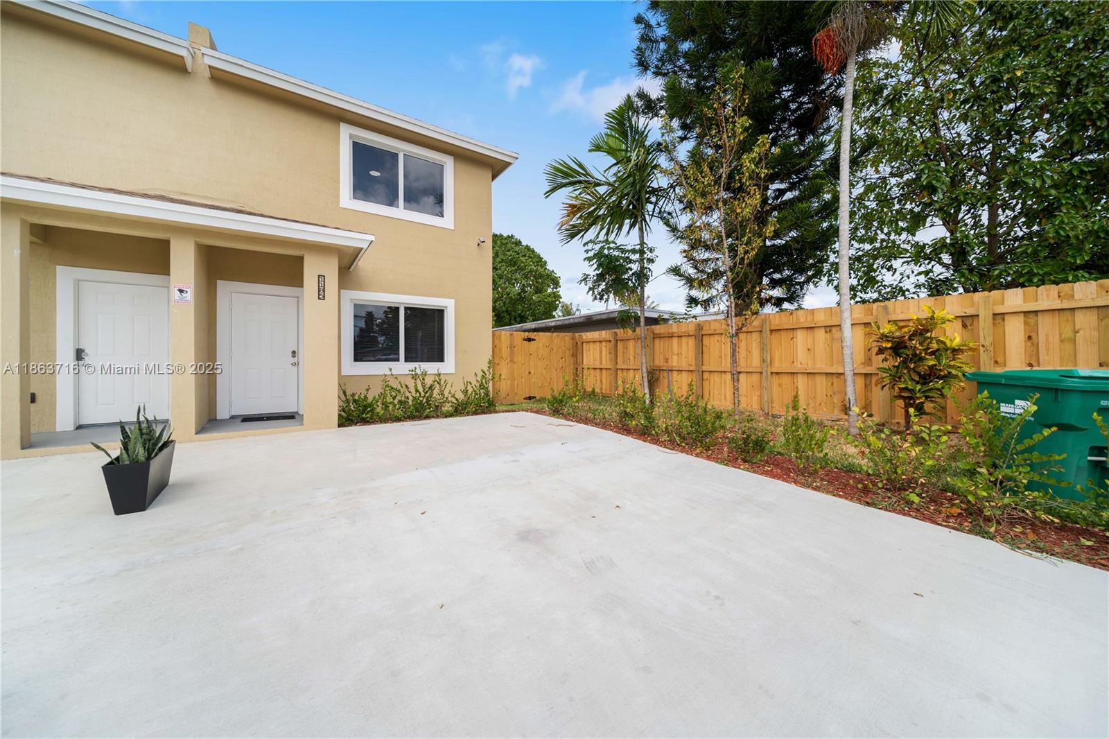 Property photo # 0