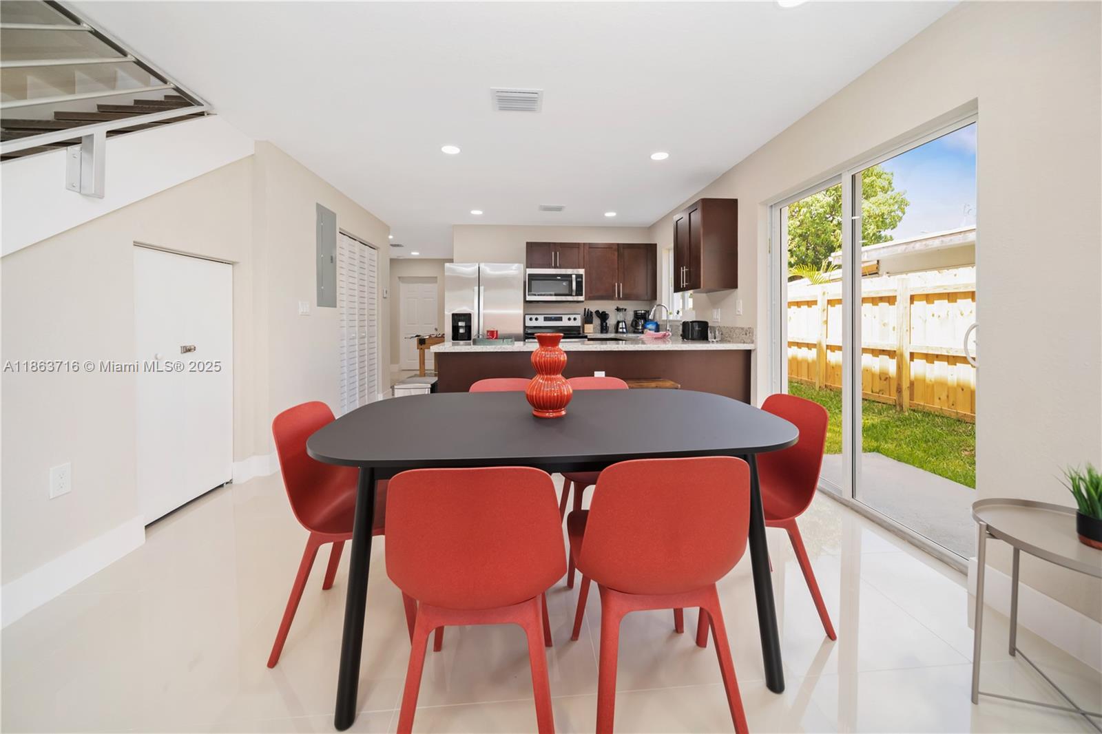 Property photo # 6