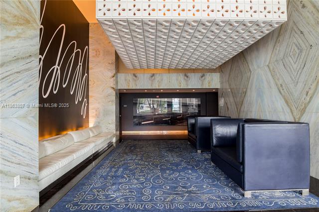 325 S Biscayne Blvd #2624, Miami FL 33131