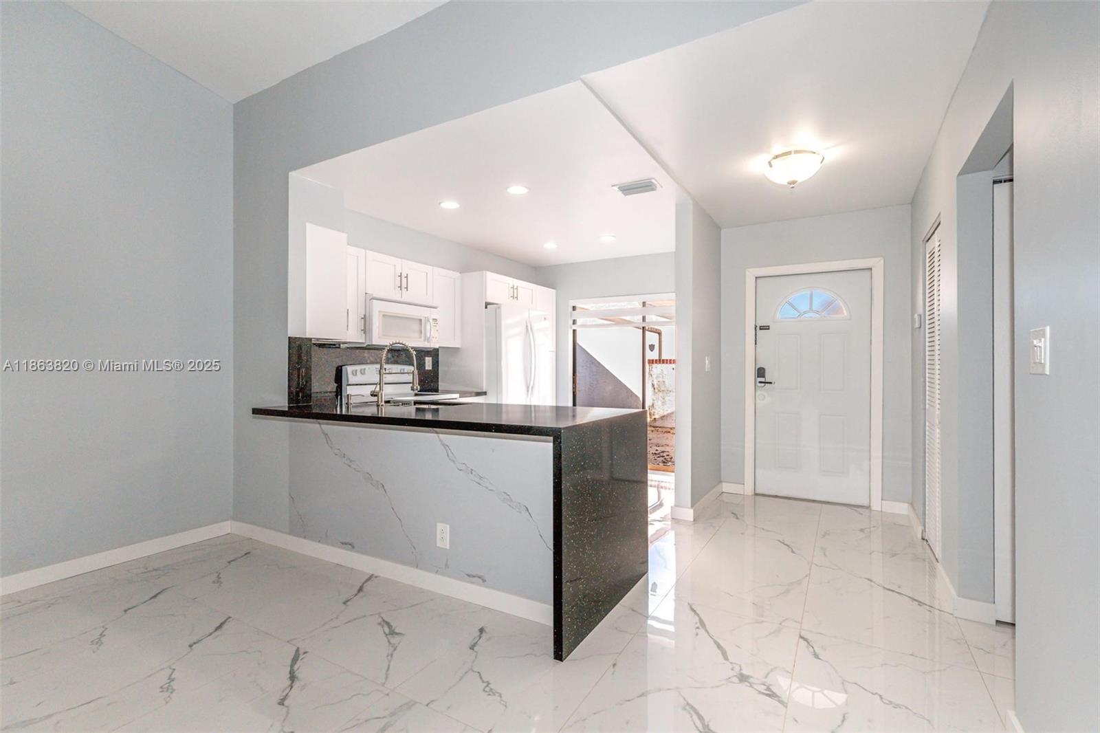 Property photo # 4