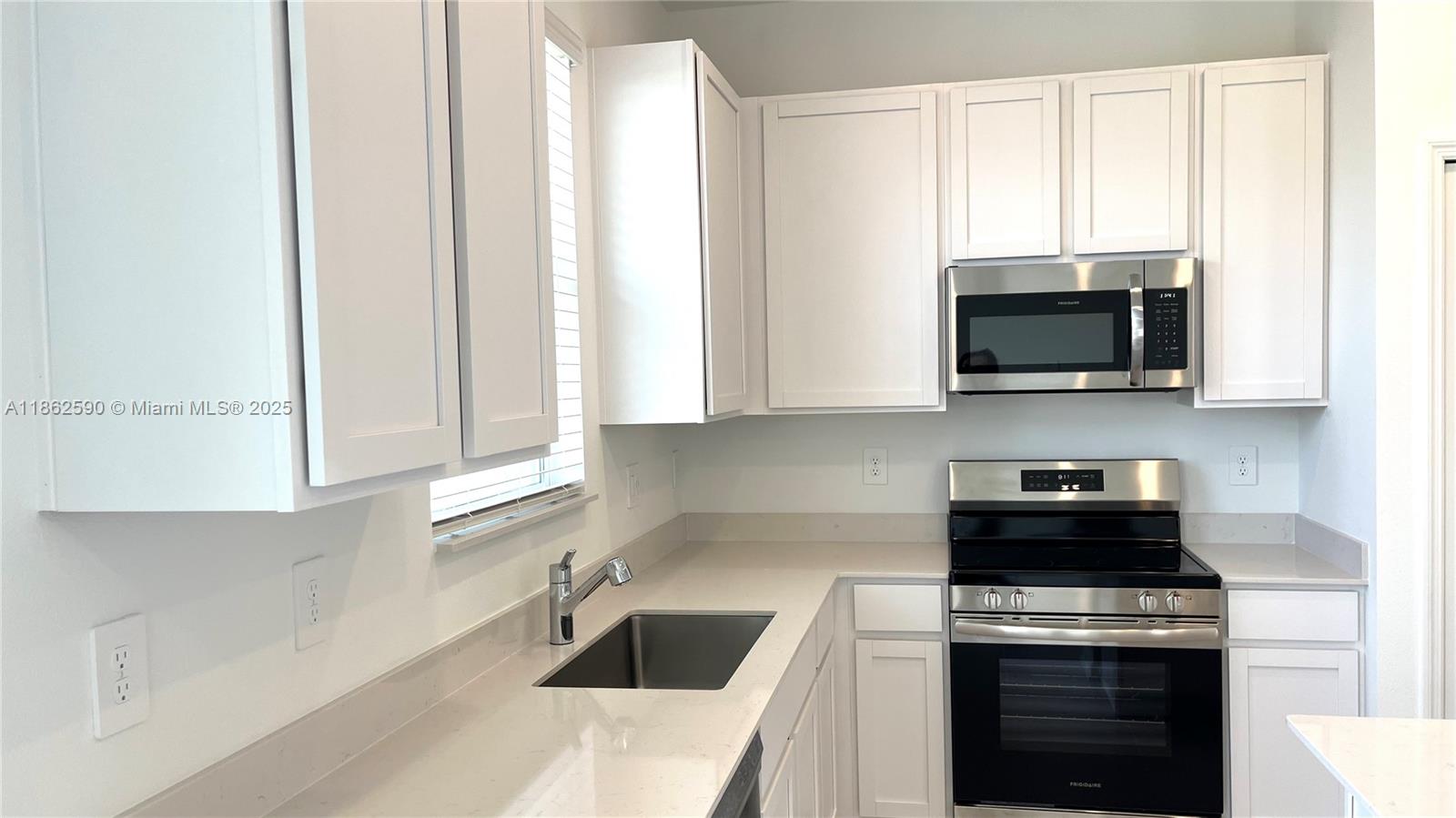Property photo # 8