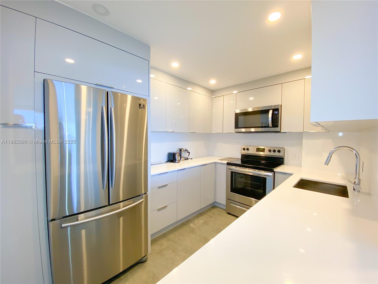 Property photo # 4