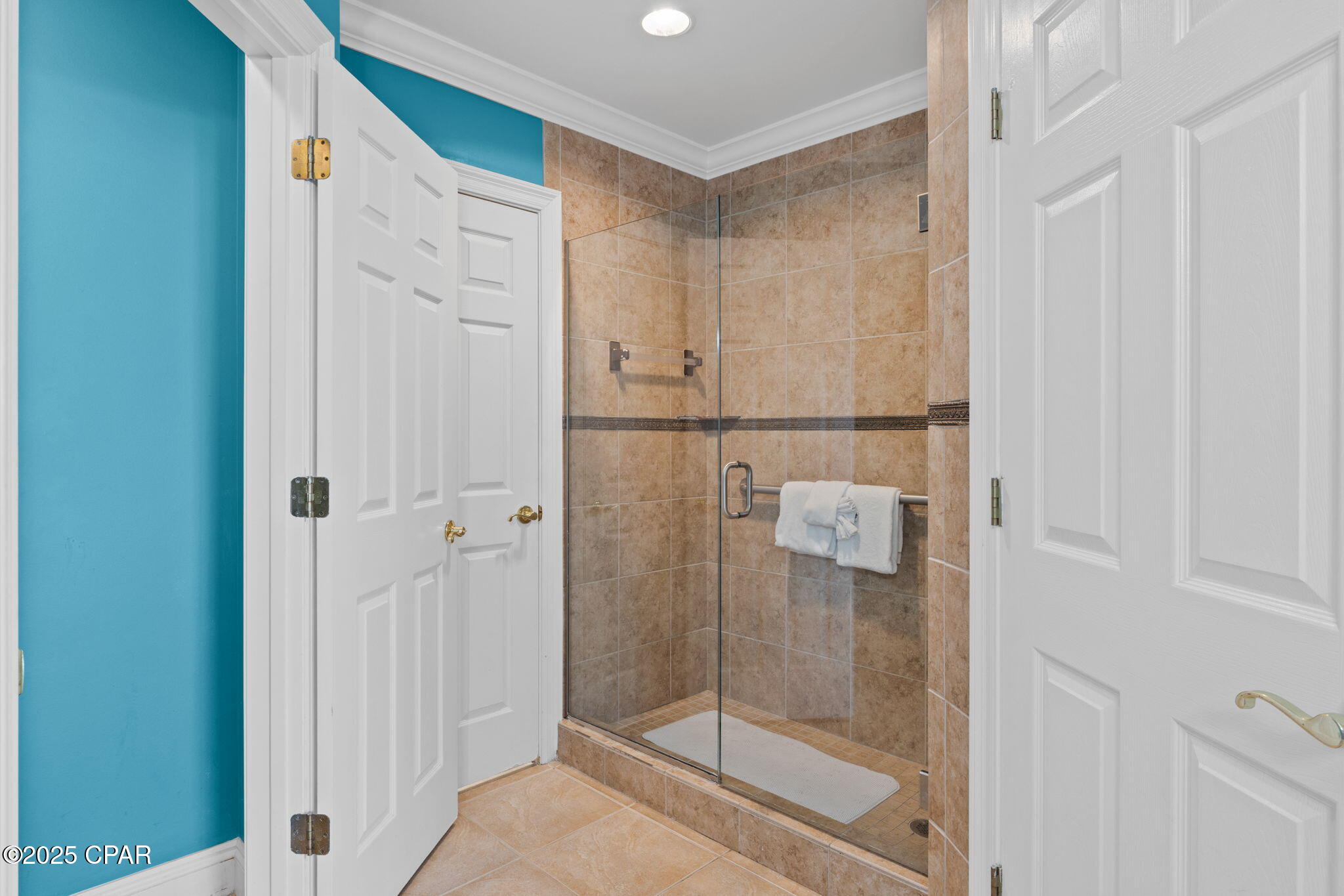 Image 18 For 8715 Surf Drive 102 B