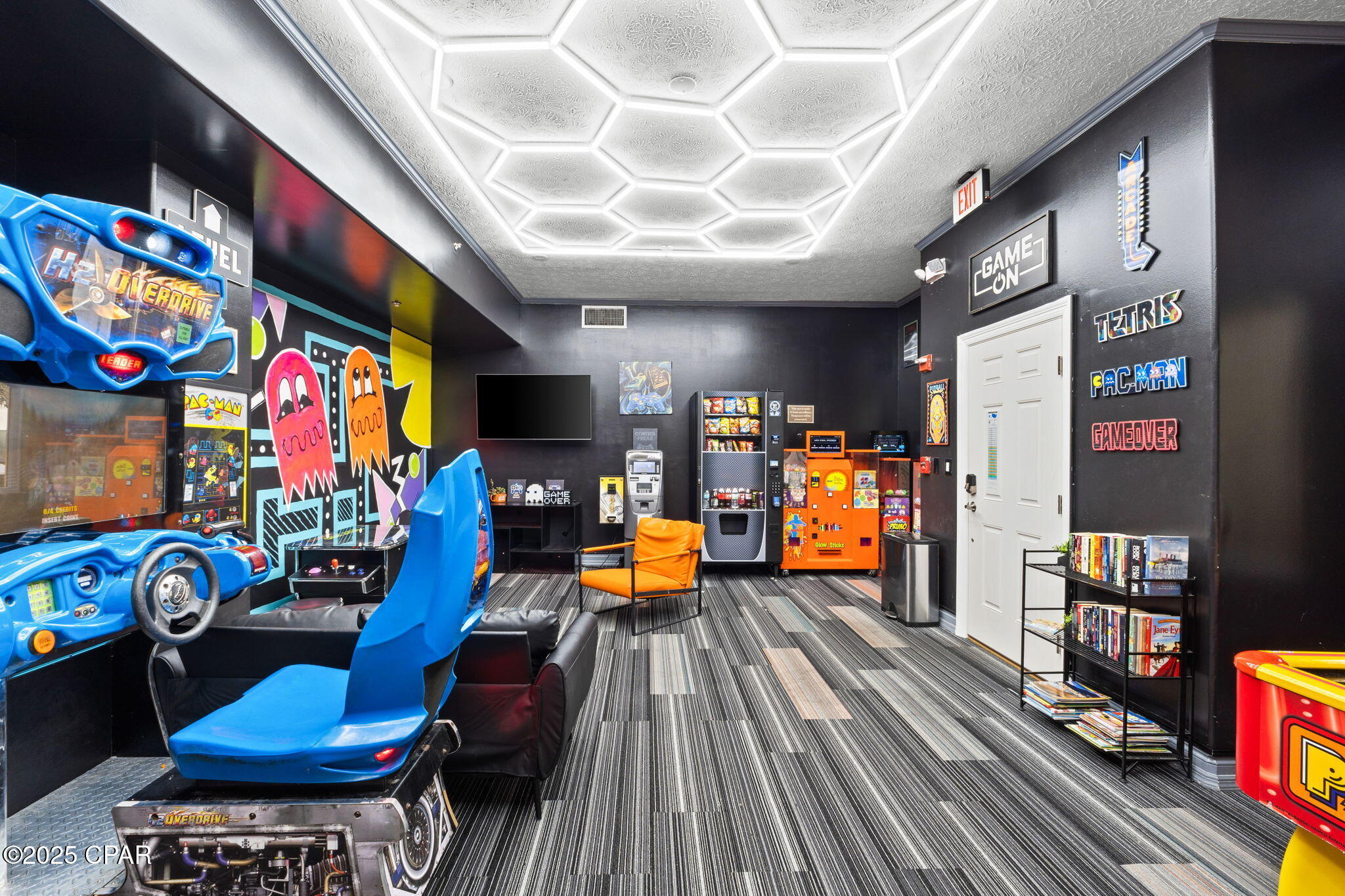 Image 41 For 8715 Surf Drive 102 B