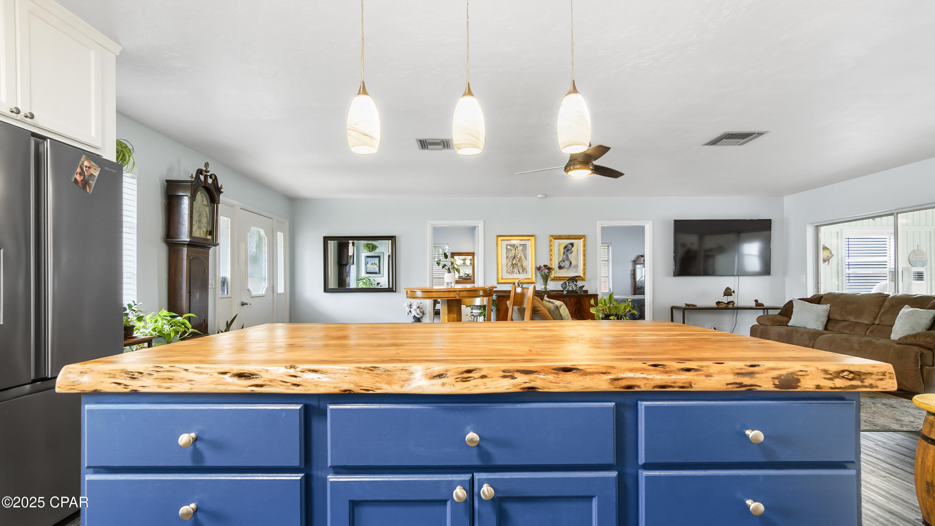 Image 13 For 2094 Morven Street