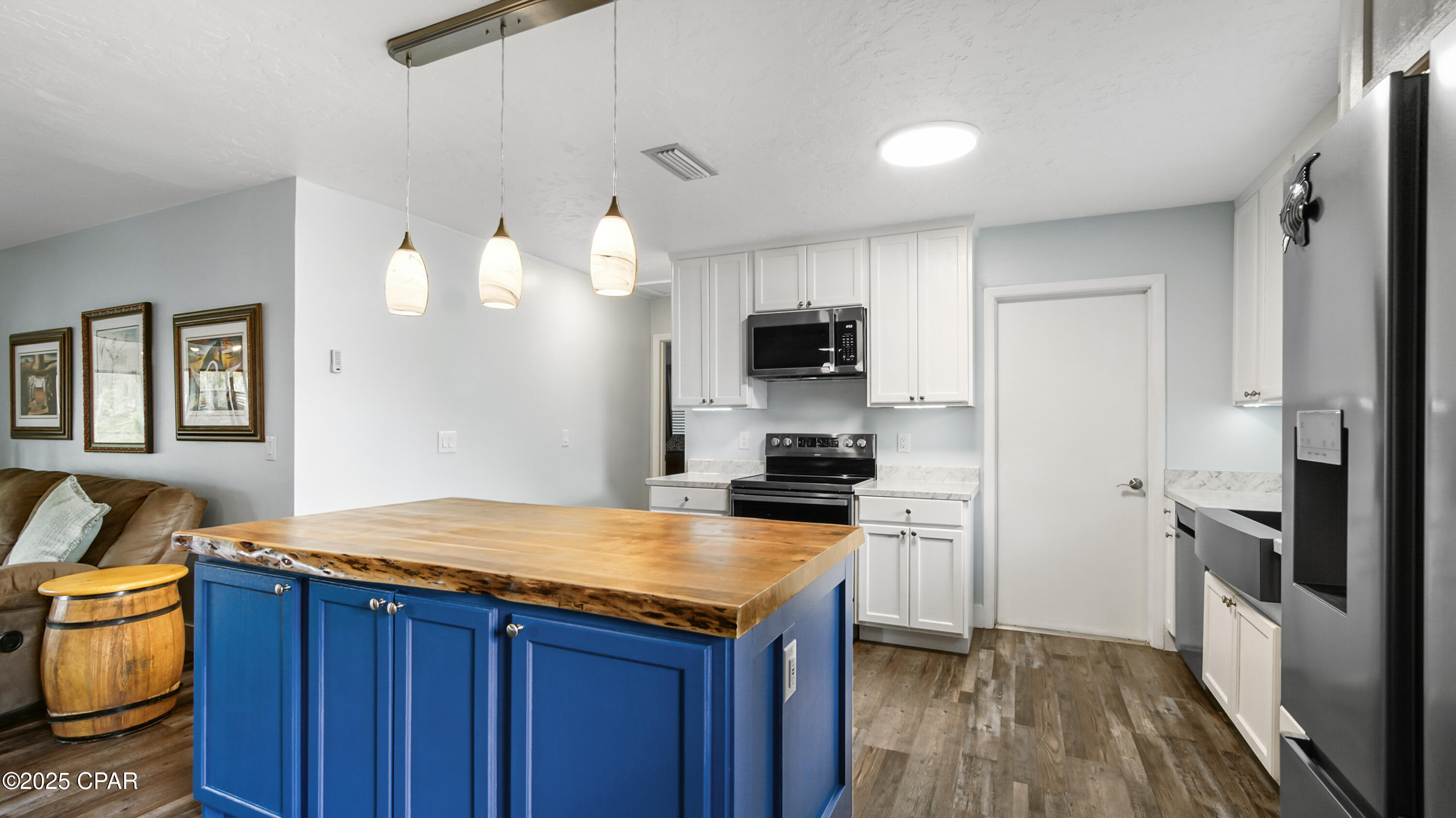 Image 8 For 2094 Morven Street