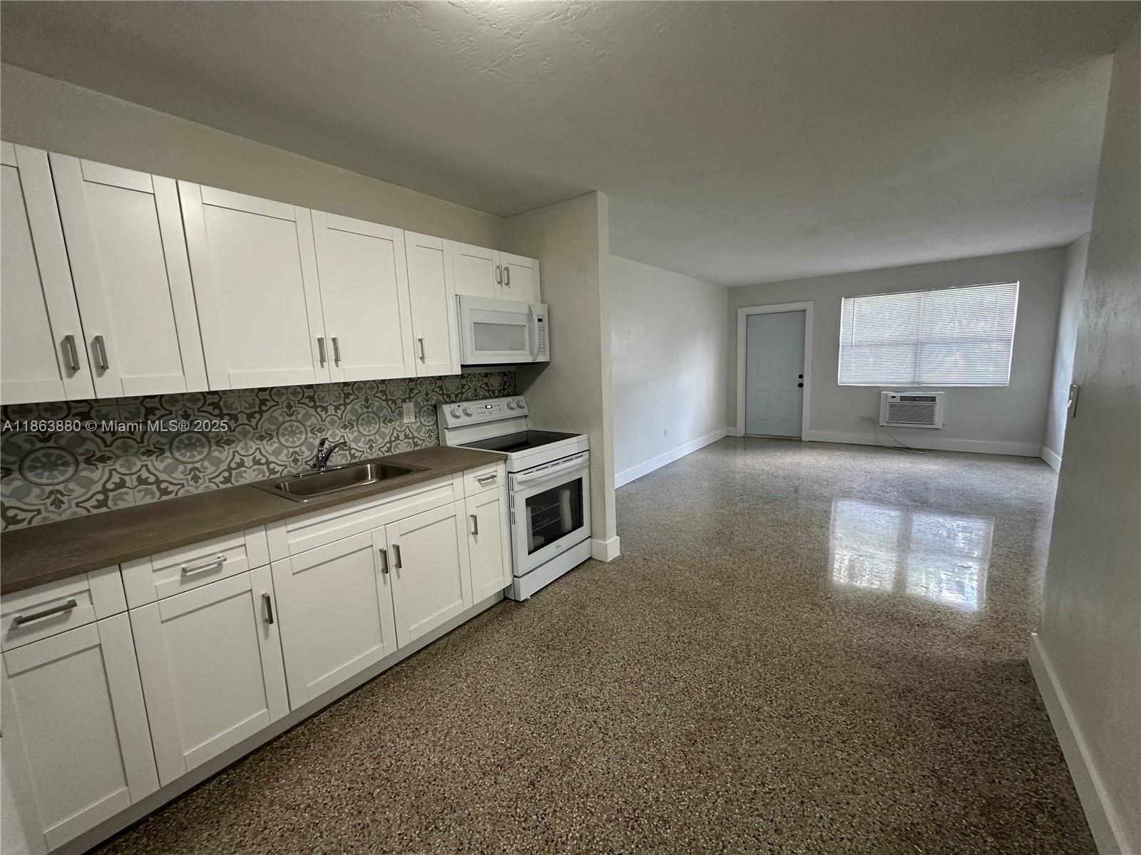 Property photo # 8