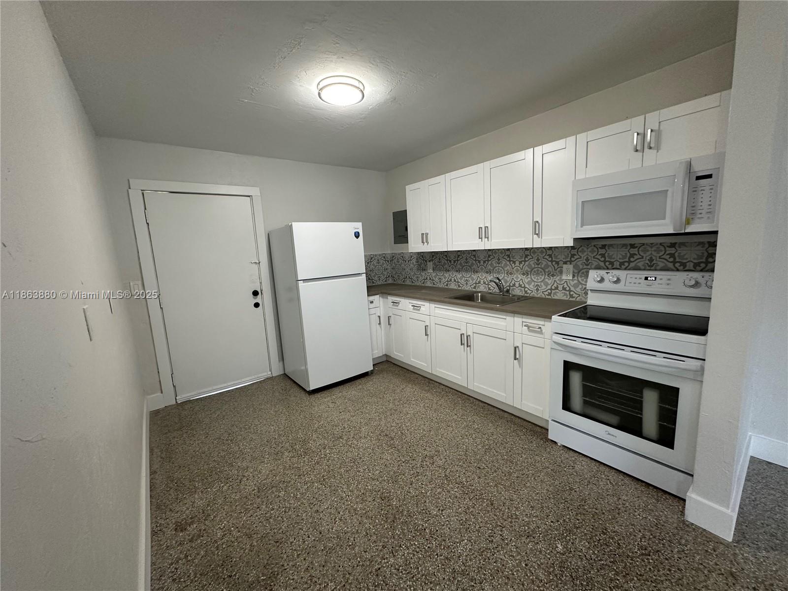 Property photo # 7