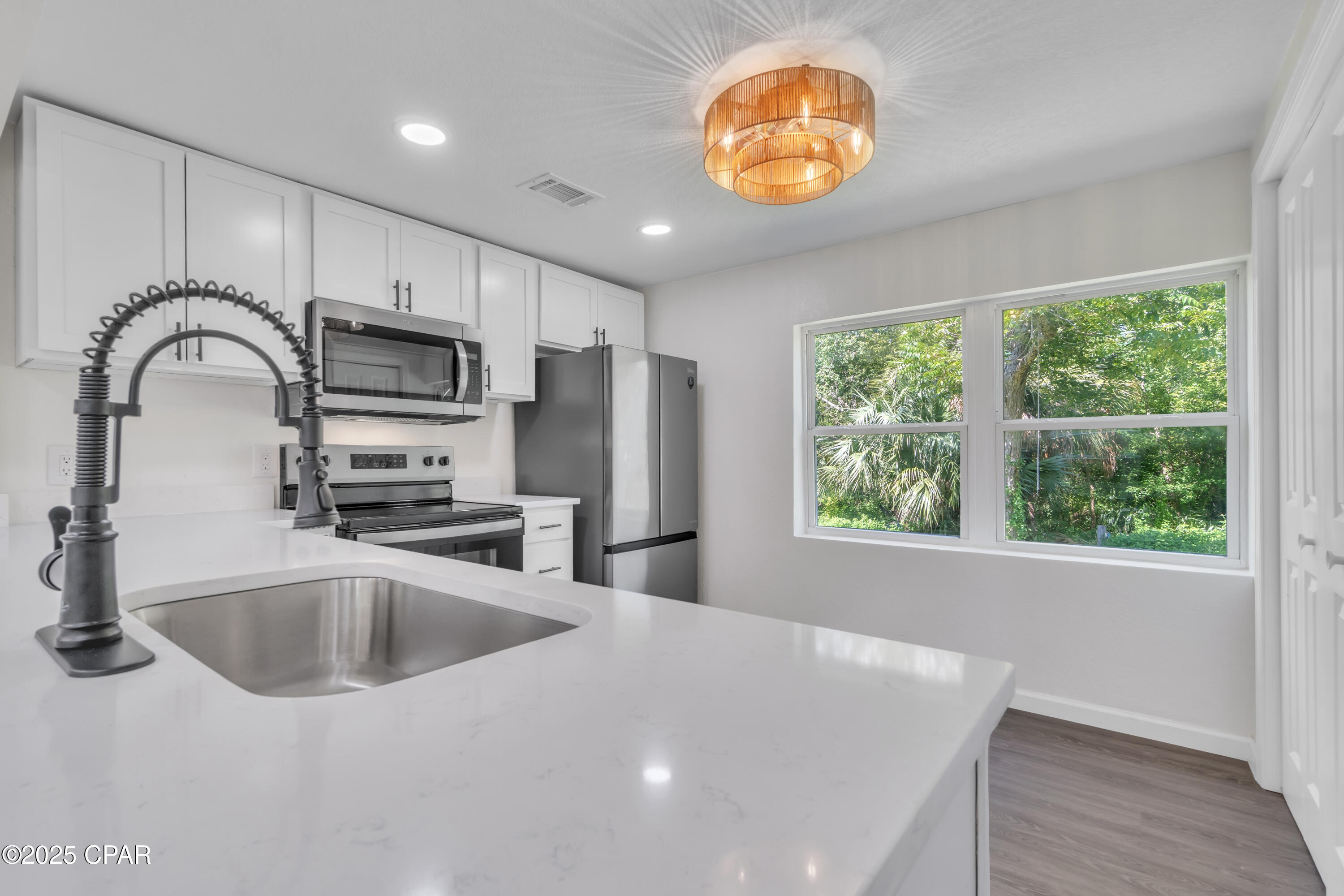 Image 5 For 509 Maine Avenue