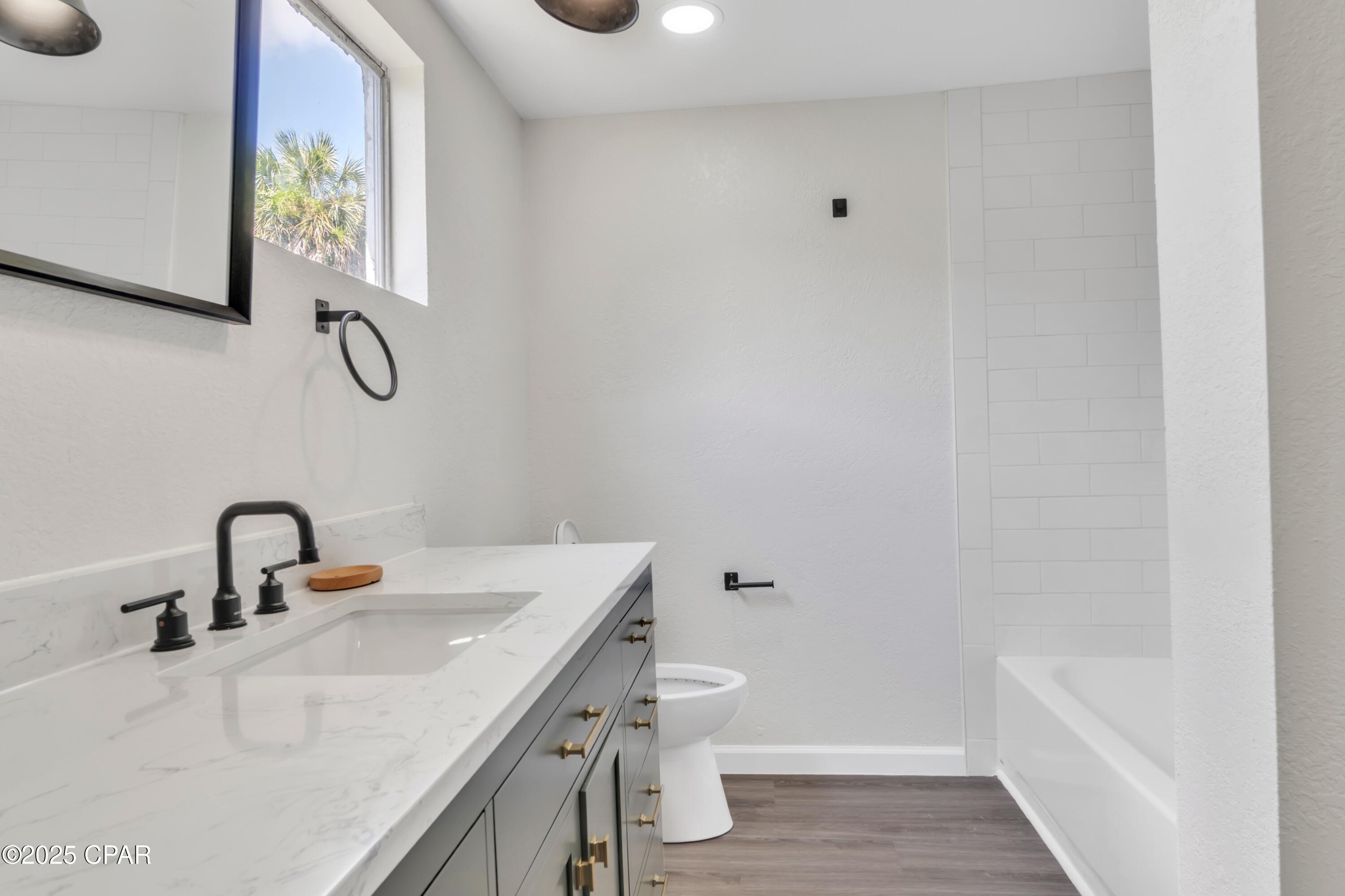 Image 7 For 509 Maine Avenue