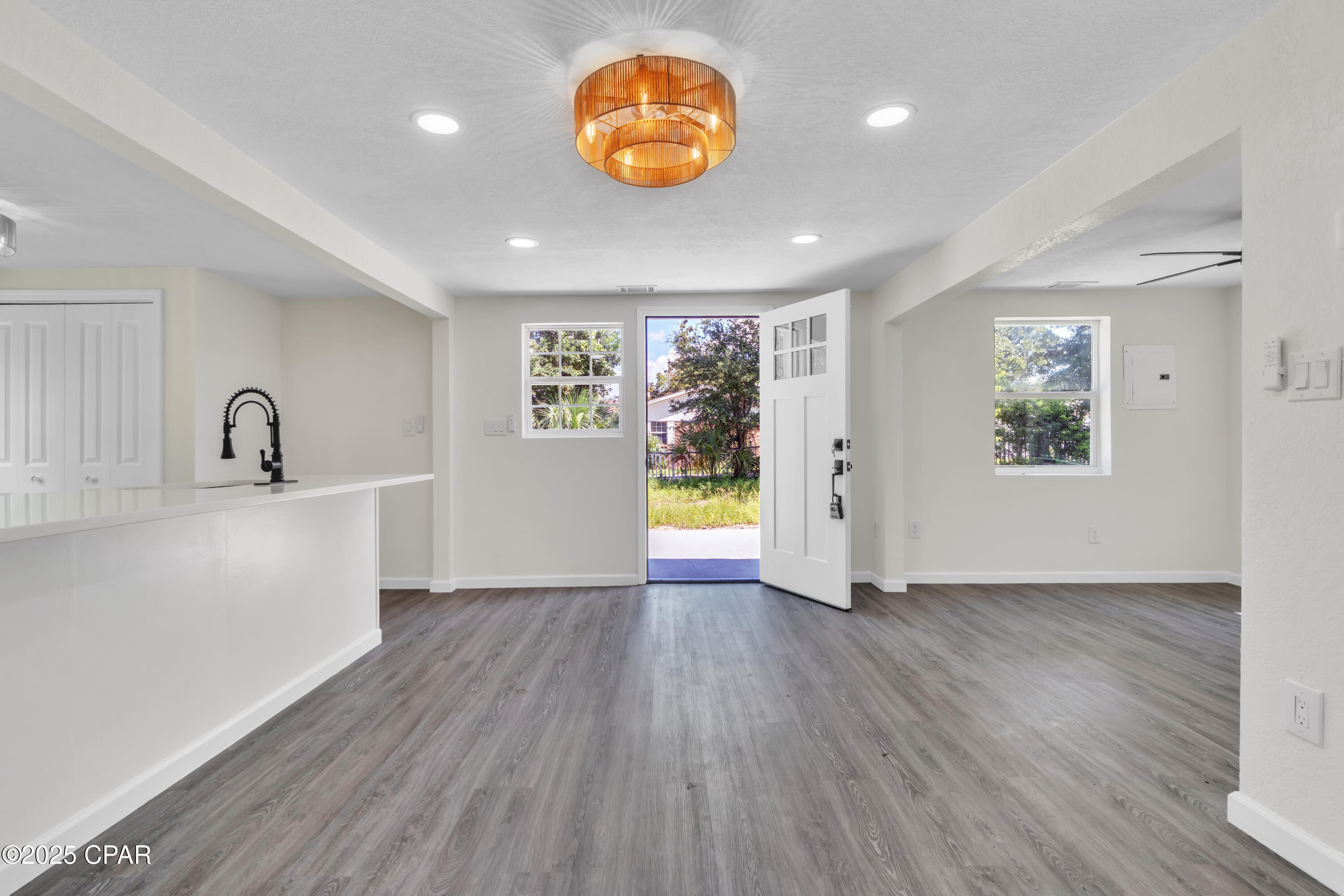 Image 8 For 509 Maine Avenue