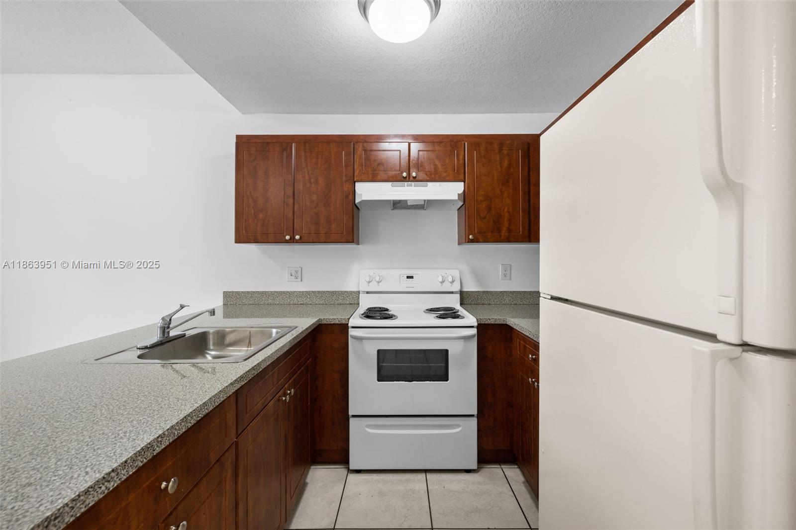 Property photo # 2