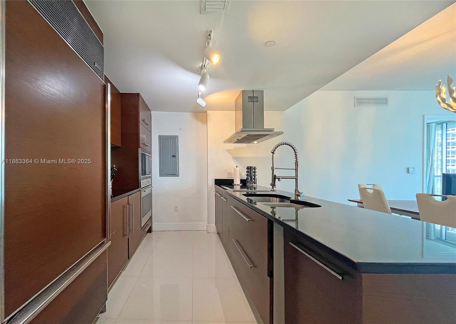 Property photo # 7