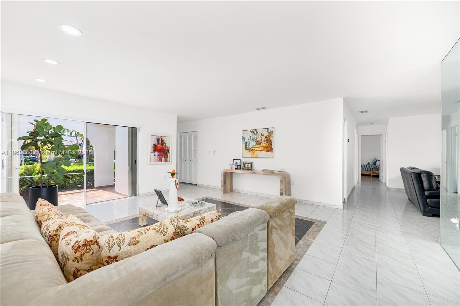 Property photo # 2