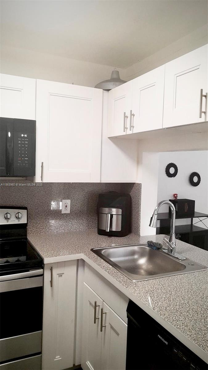Property photo # 0