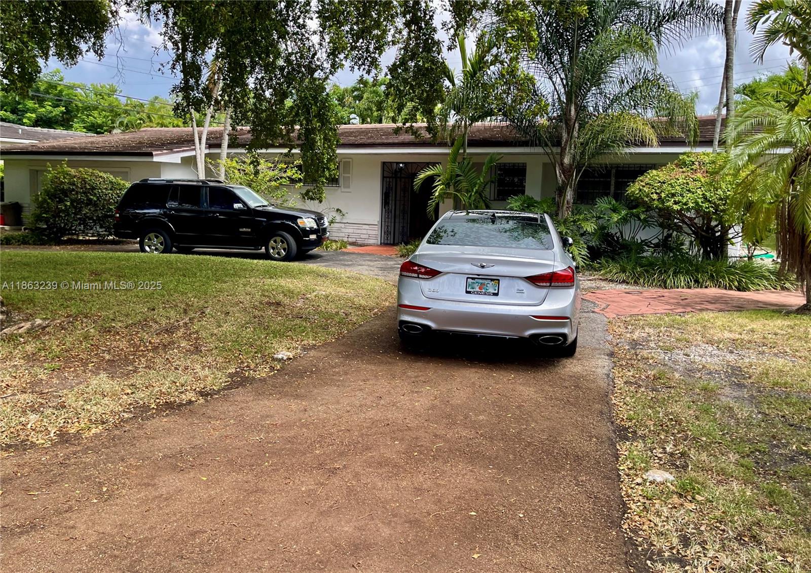 Opportunity knocks. Home features a large double size living room. Two bedrooms and two bath in the main home and a one bedroom one bath cabana next to the pool area. Nice sized dining room and kitchen area. Home also features a extra large two car garage. There is a nice park at the end of the block.