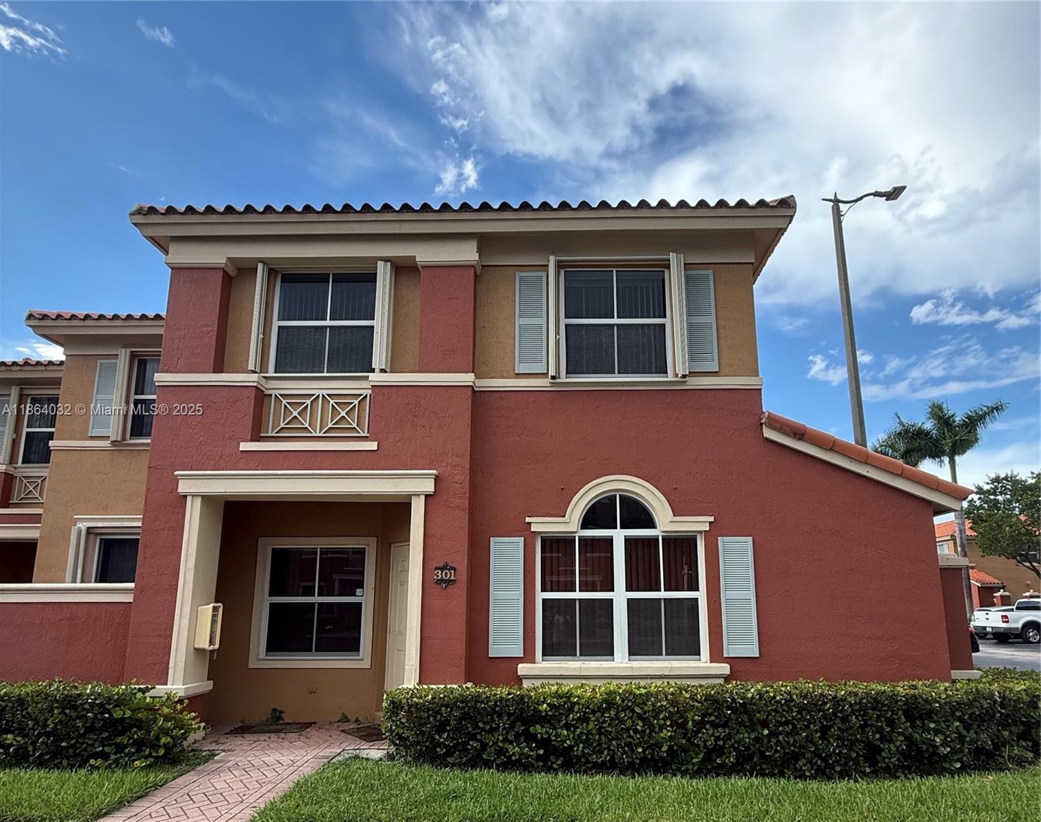 Property photo # 0