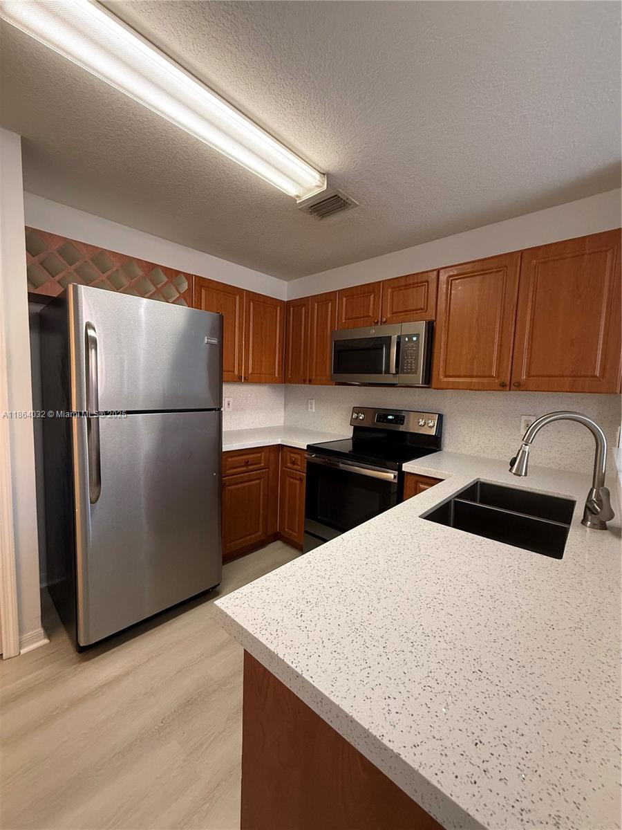 Property photo # 8