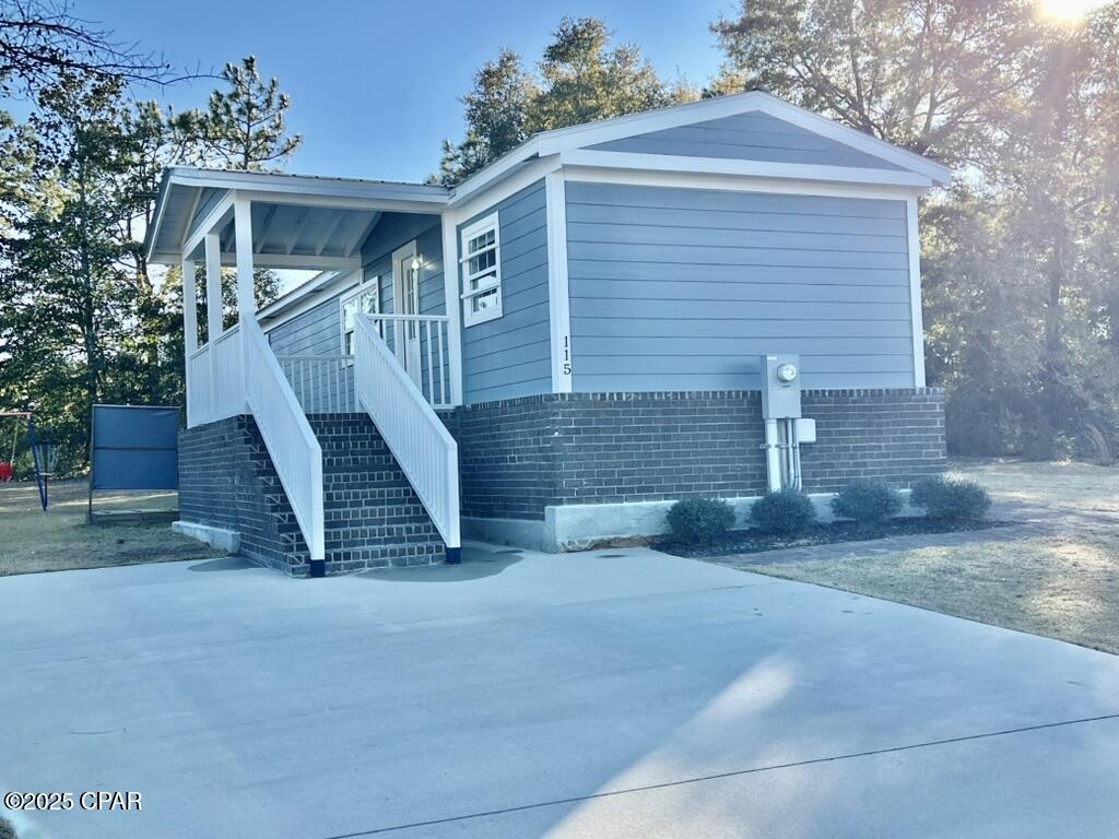 Details for 115 Rembrandt Circle, Defuniak Springs, FL 32433