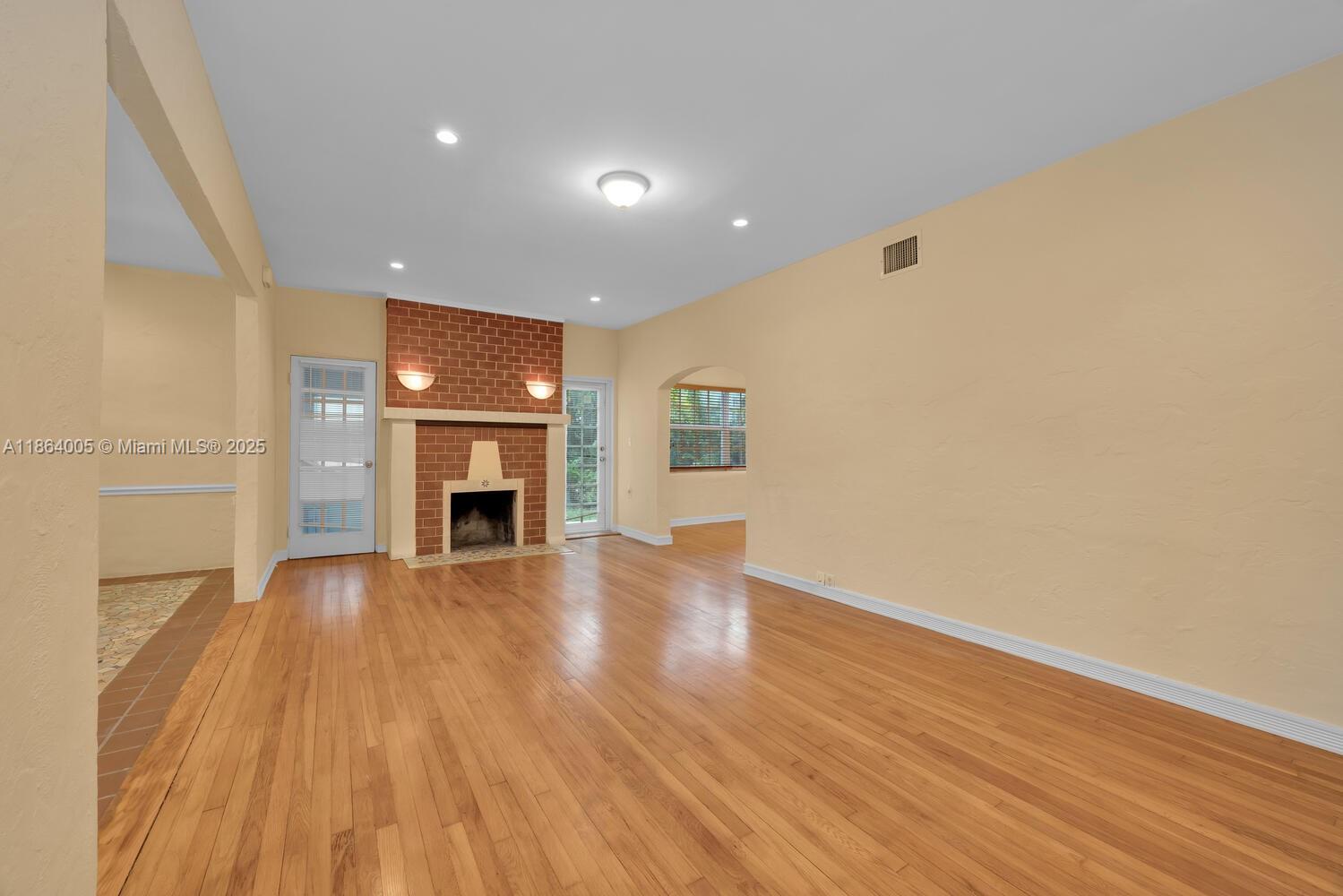 Property photo # 2