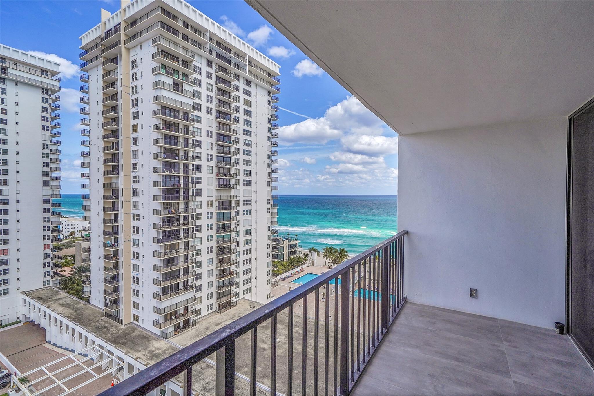 2401 Ocean Dr Unit 1505, Hollywood, Florida 33019