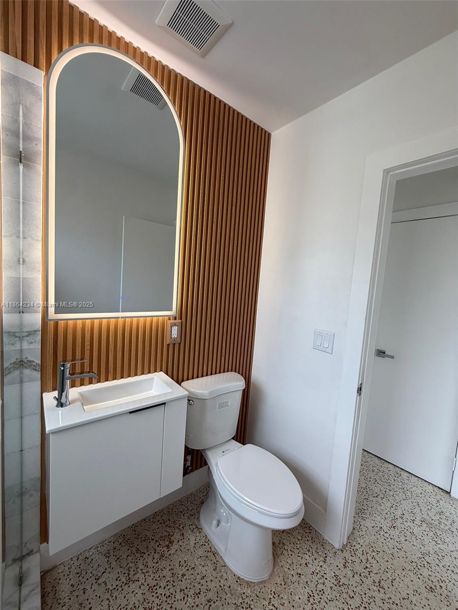 Property photo # 8