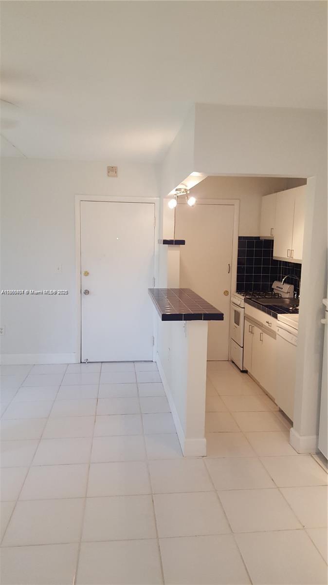 Property photo # 7