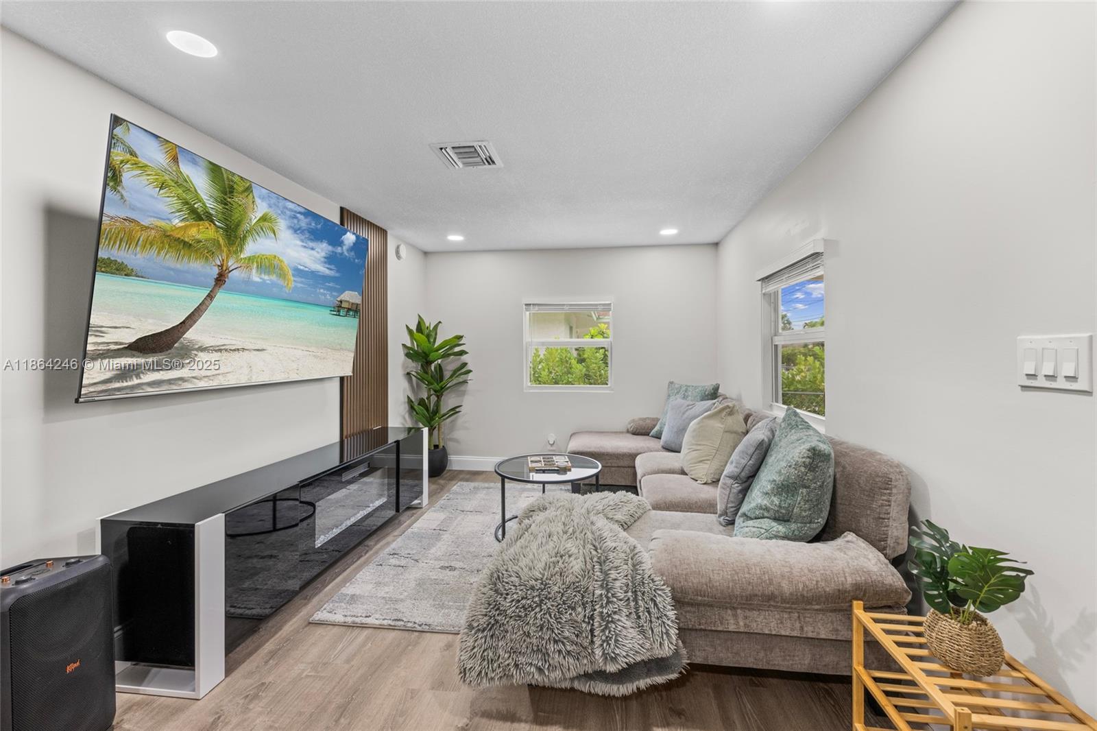 Property photo # 0