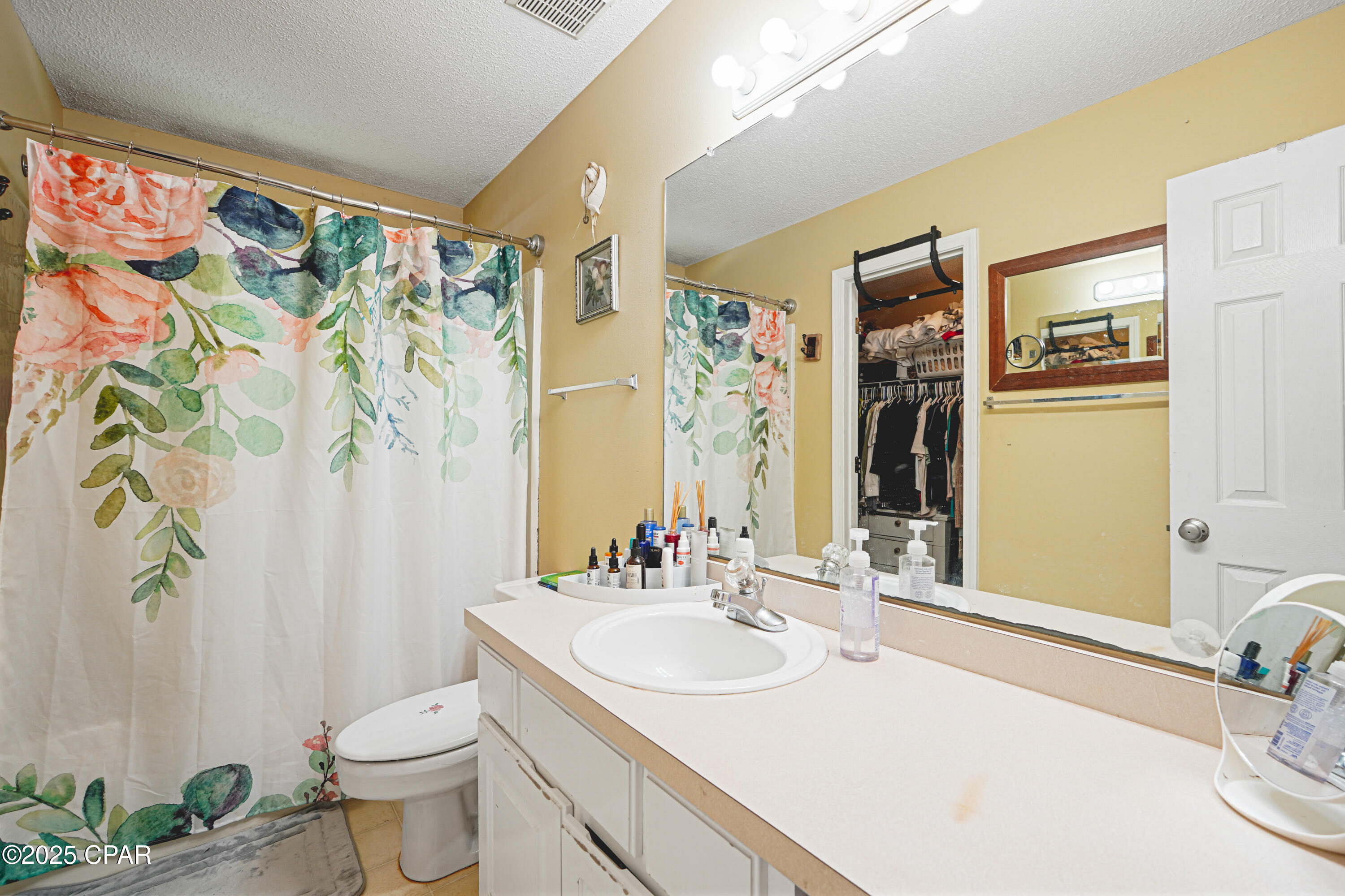 Image 21 For 137 Flamingo Drive