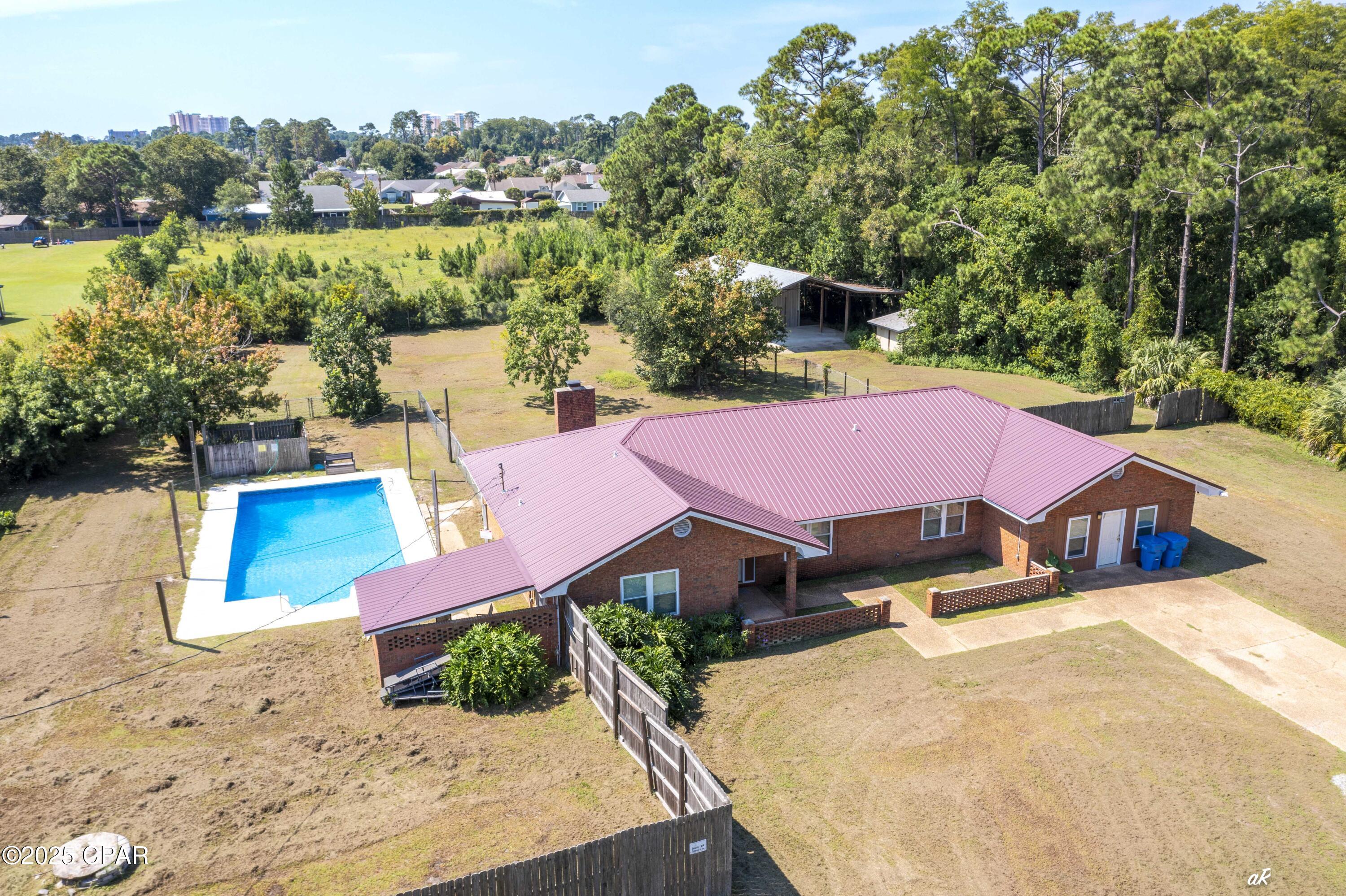 Image 2 For 8211 Laird Street