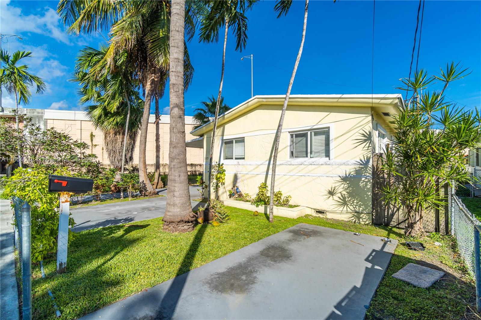 Property photo # 9