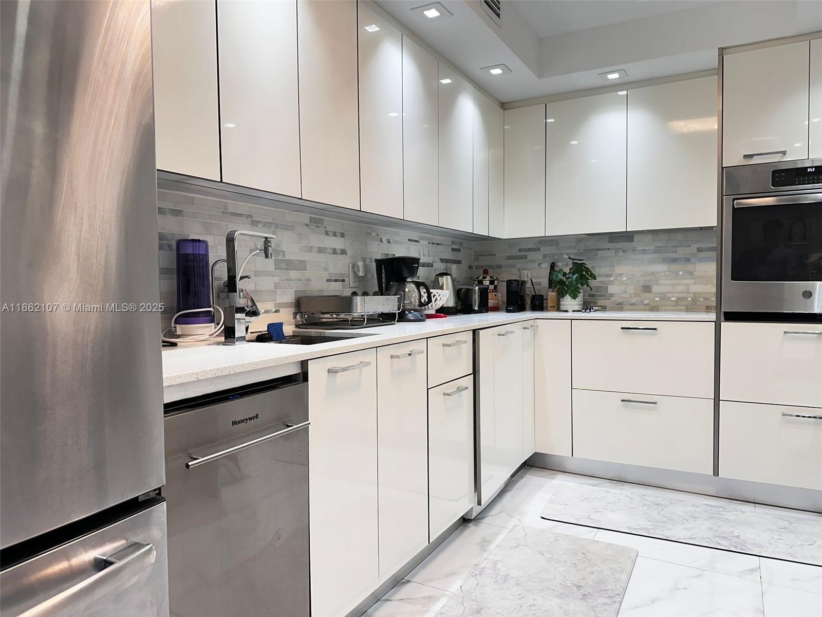 Property photo # 2