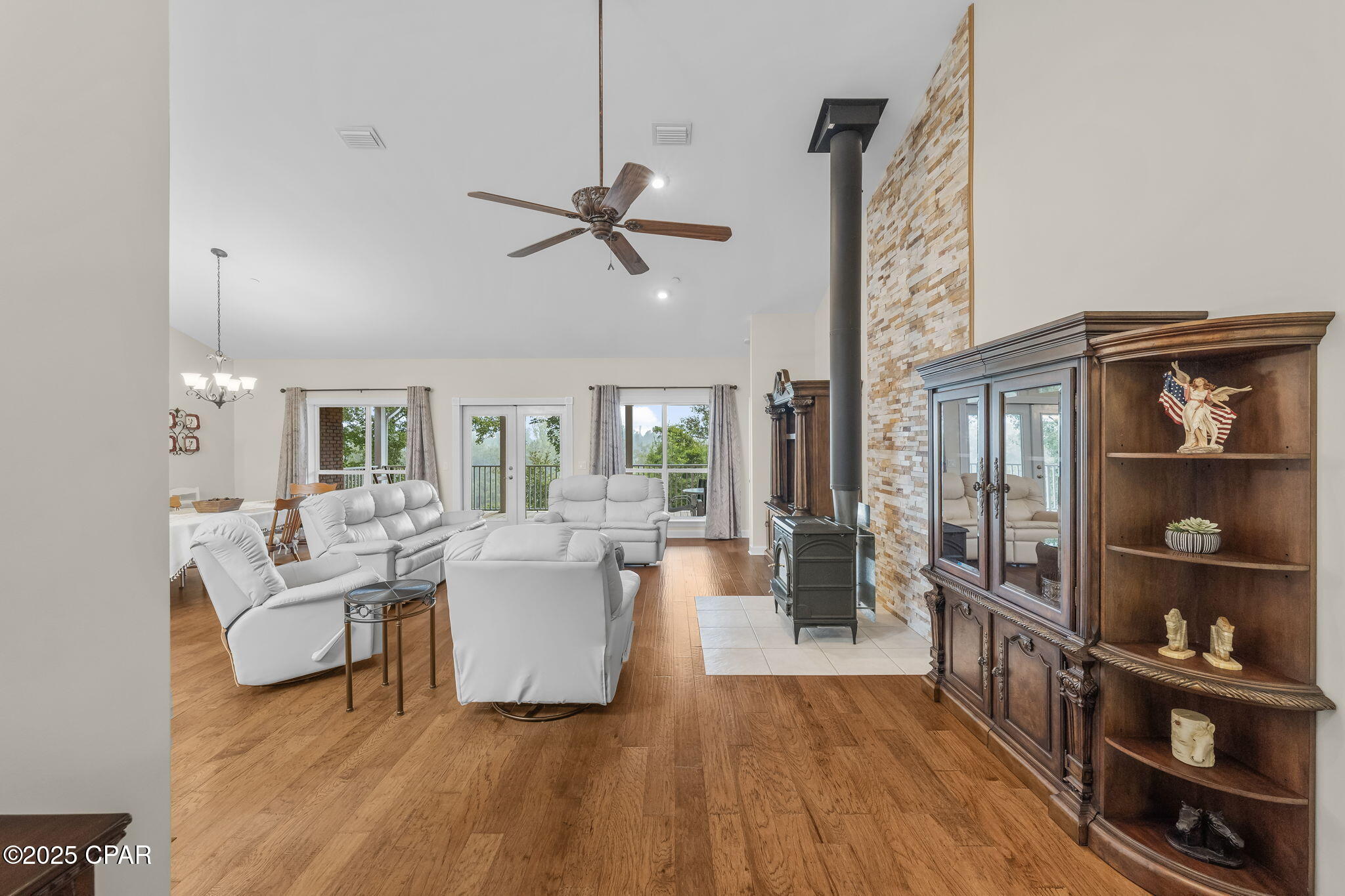 Image 7 For 13935 Blue Springs Road