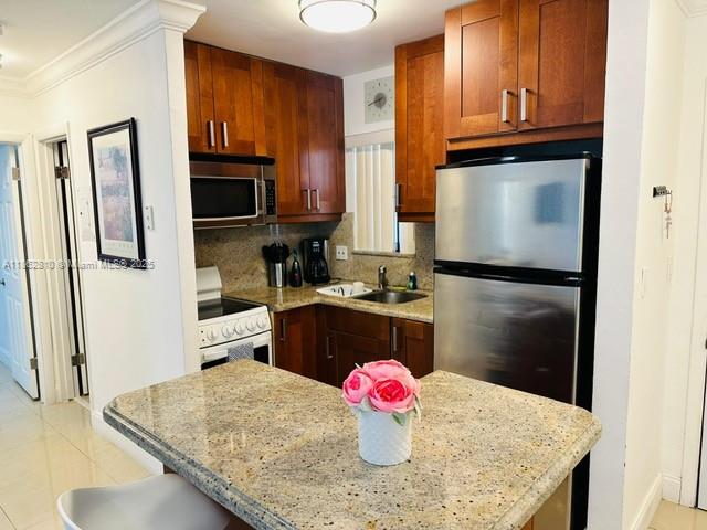 Property photo # 9