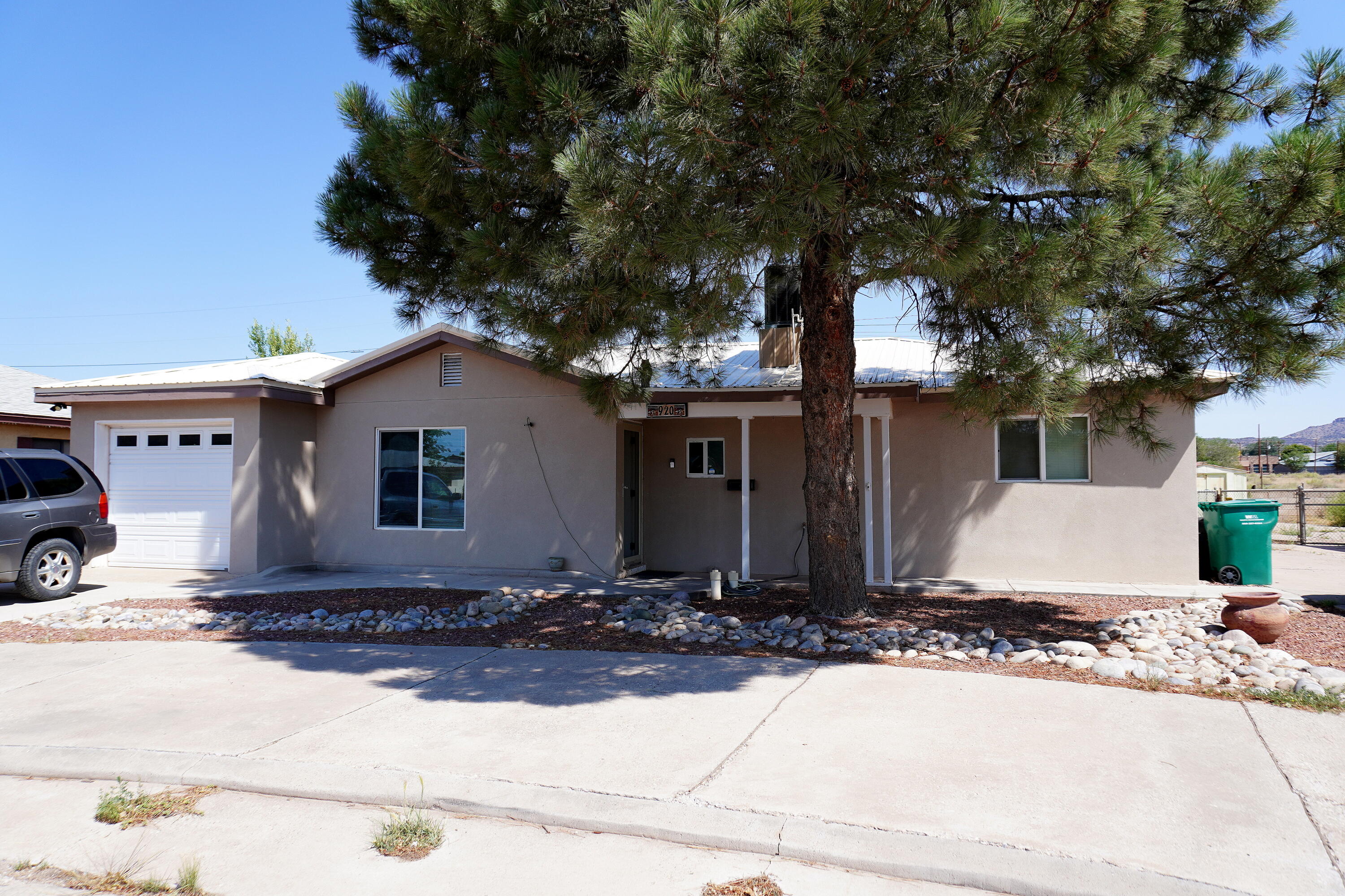 Single-level 3BR/2BA home in Grants with 2,016 sf (plus a bonus room not included in sf). Recent updates shine--remodeled kitchen and both baths--plus a durable metal roof and refrigerated A/C. Enjoy a large living area, generous dining room, covered back porch, unfinished basement for storage or projects, and a 1-car garage. All appliances convey. Set along historic Route 66, Grants offers quick access to I-40 (about 1 hour to Albuquerque), short local commute times, and year-round recreation at Mount Taylor, the Zuni Mountains, and El Malpais, with nearby Bluewater and Ramah lakes for boating and fishing. The area blends rich cultural history and small-town charm with a notably affordable cost of living--making this a smart, comfortable place to put down roots.
