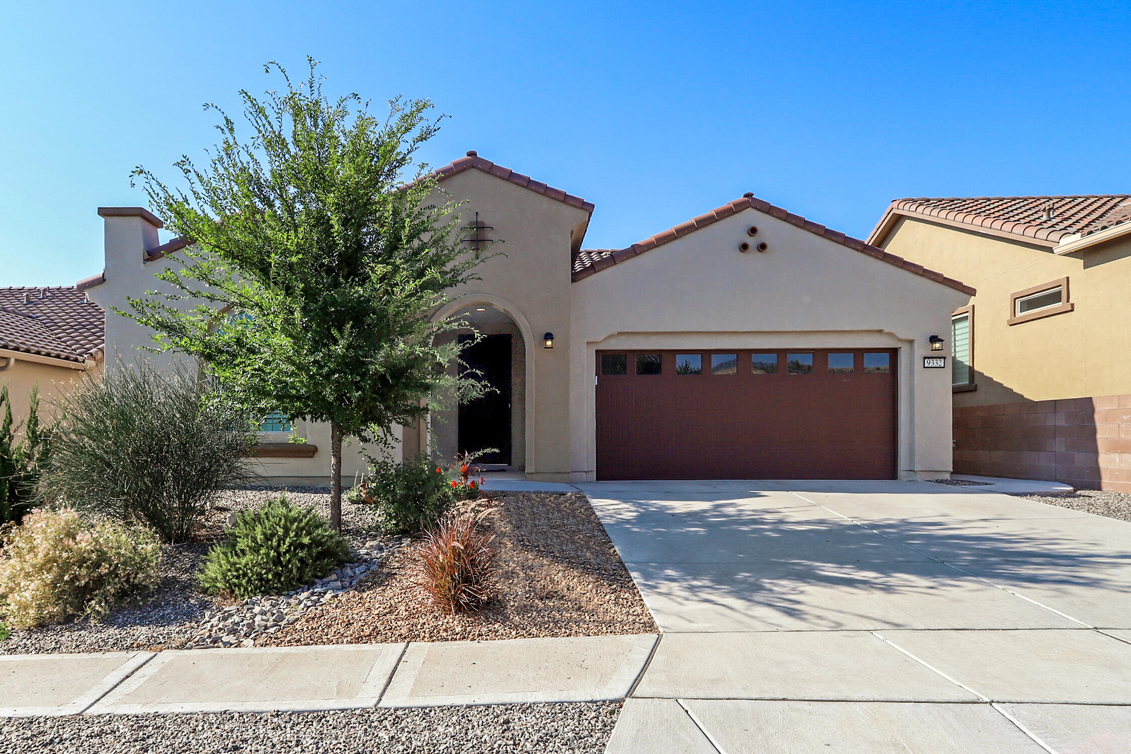 Gorgeous single story Pulte Preserve floor plan located in the premier 55+ active adult community of Del Webb Mirehaven. Bright, open and spacious with upgraded countertops and cabinets, tile flooring, chefs kitchen with stainless steel appliances and french doors leading into the study. Separated primary suite. Beautiful backyard with top of the line turf and views for miles. Green Build NM Certified. Resort style community offers many amenities including pool, fitness room, club house, sports courts, 6 1/2 miles of walking and biking trails and more!